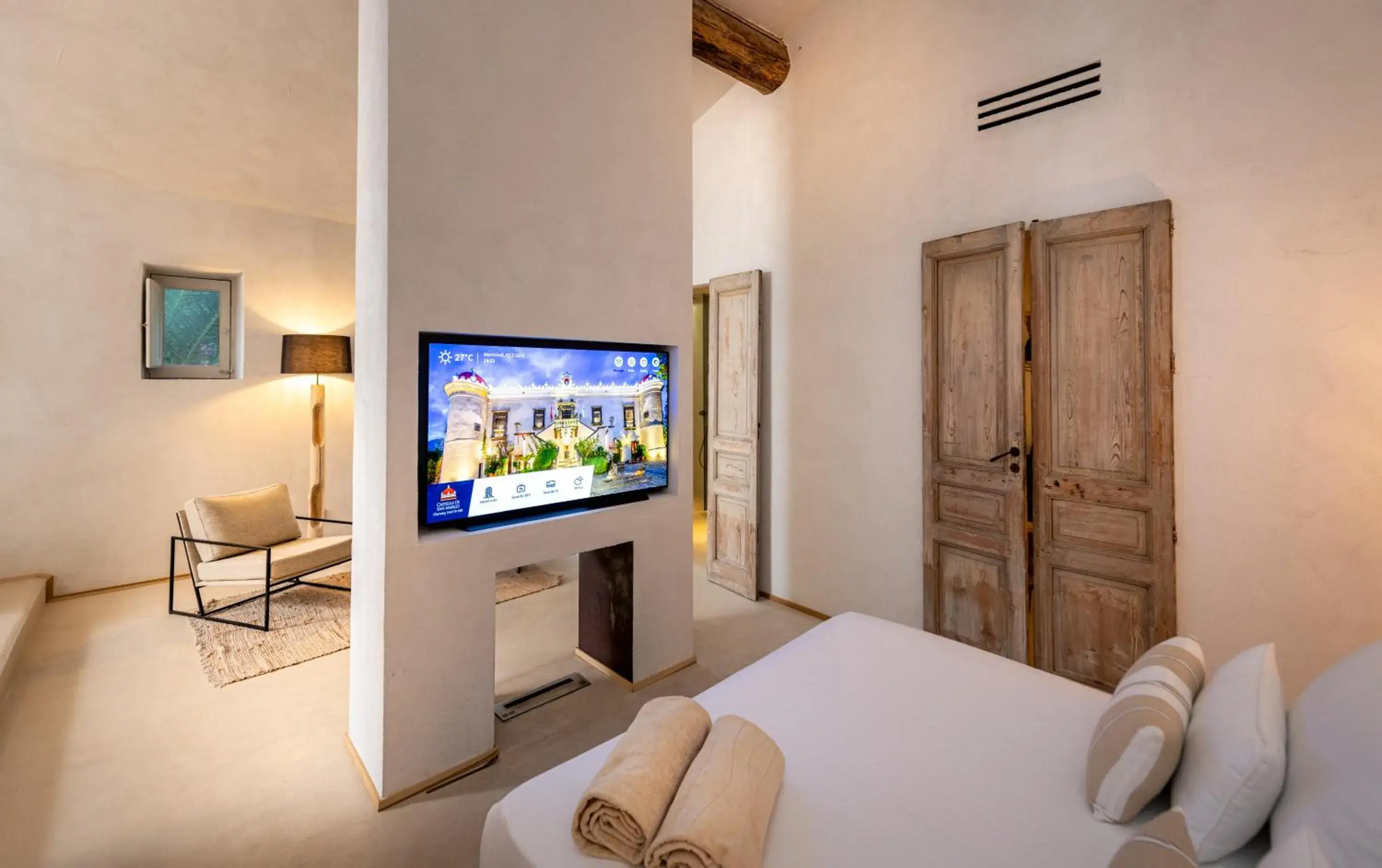 Bedroom, TV/Entertainment Center in Castello di San Marco Charming Hotel & SPA