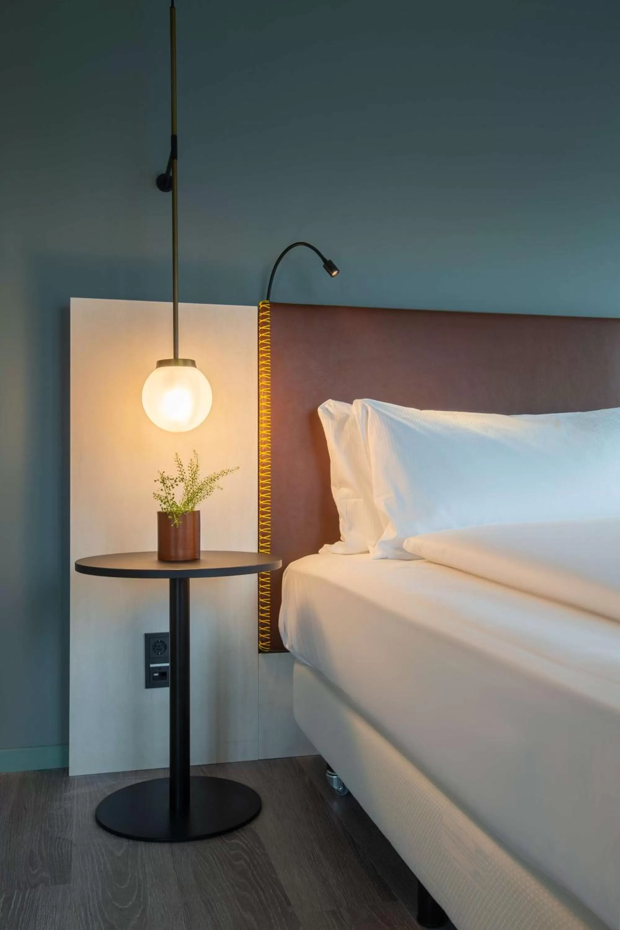 Living room, Bed in Hilton Garden Inn Mannheim