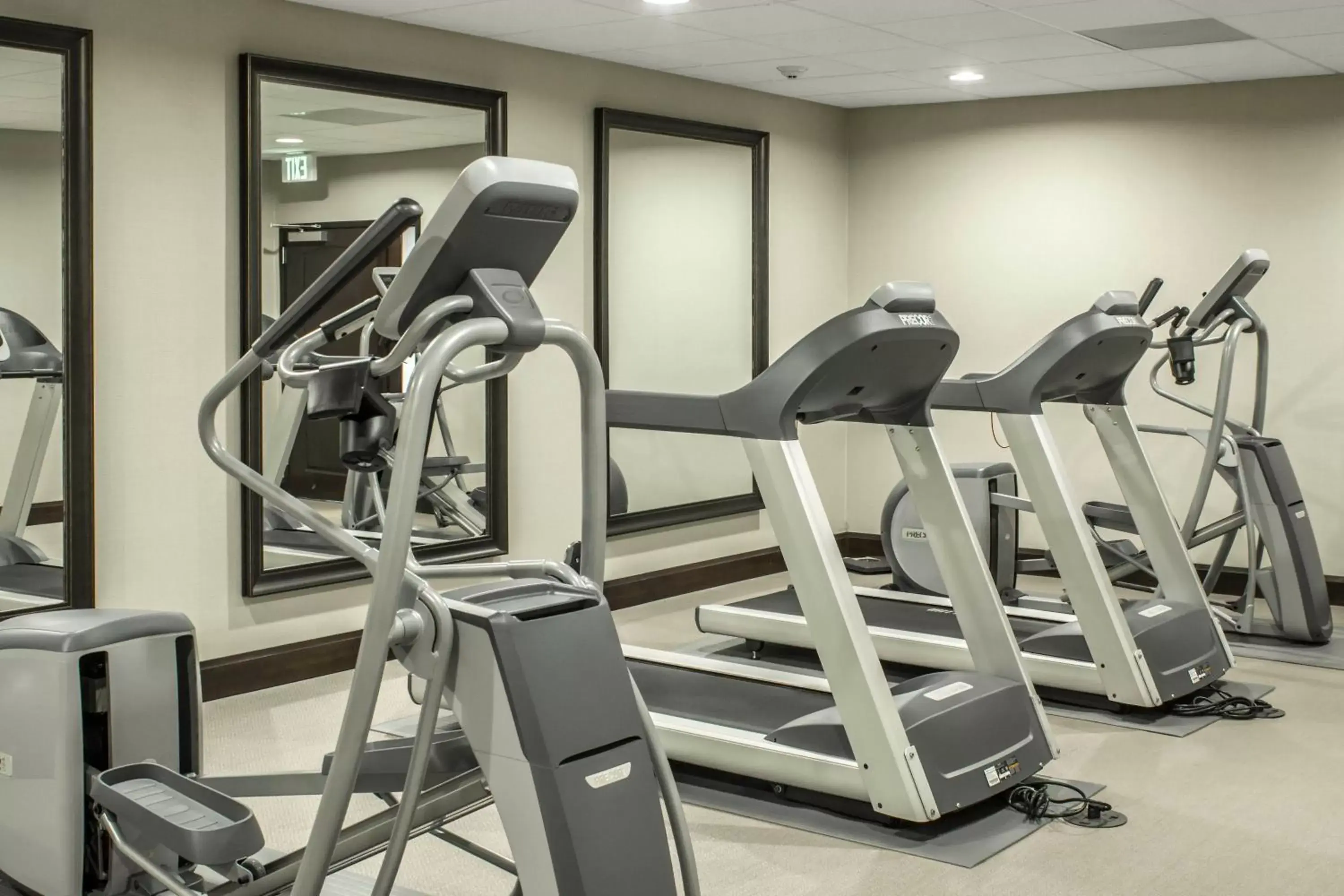 Fitness centre/facilities, Fitness Center/Facilities in Staybridge Suites North Jacksonville, an IHG Hotel