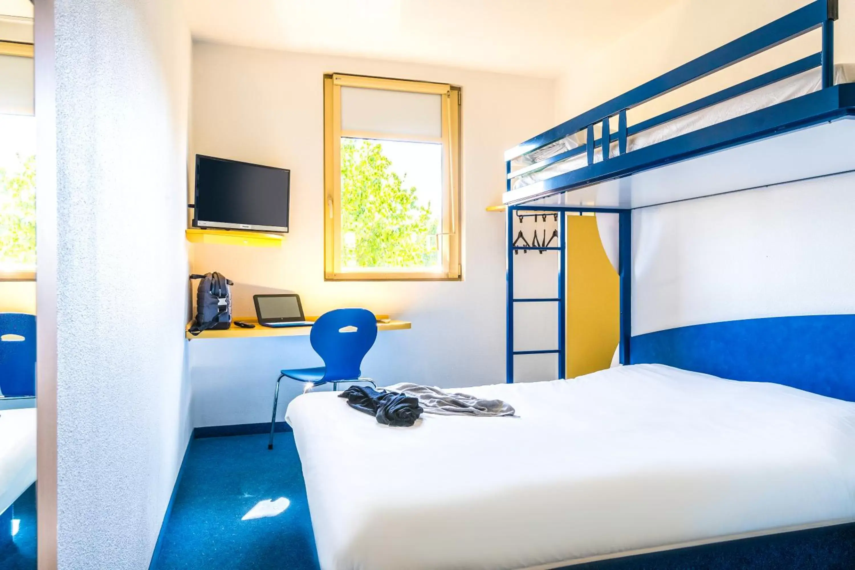 Bunk Bed in Ibis Budget Agen