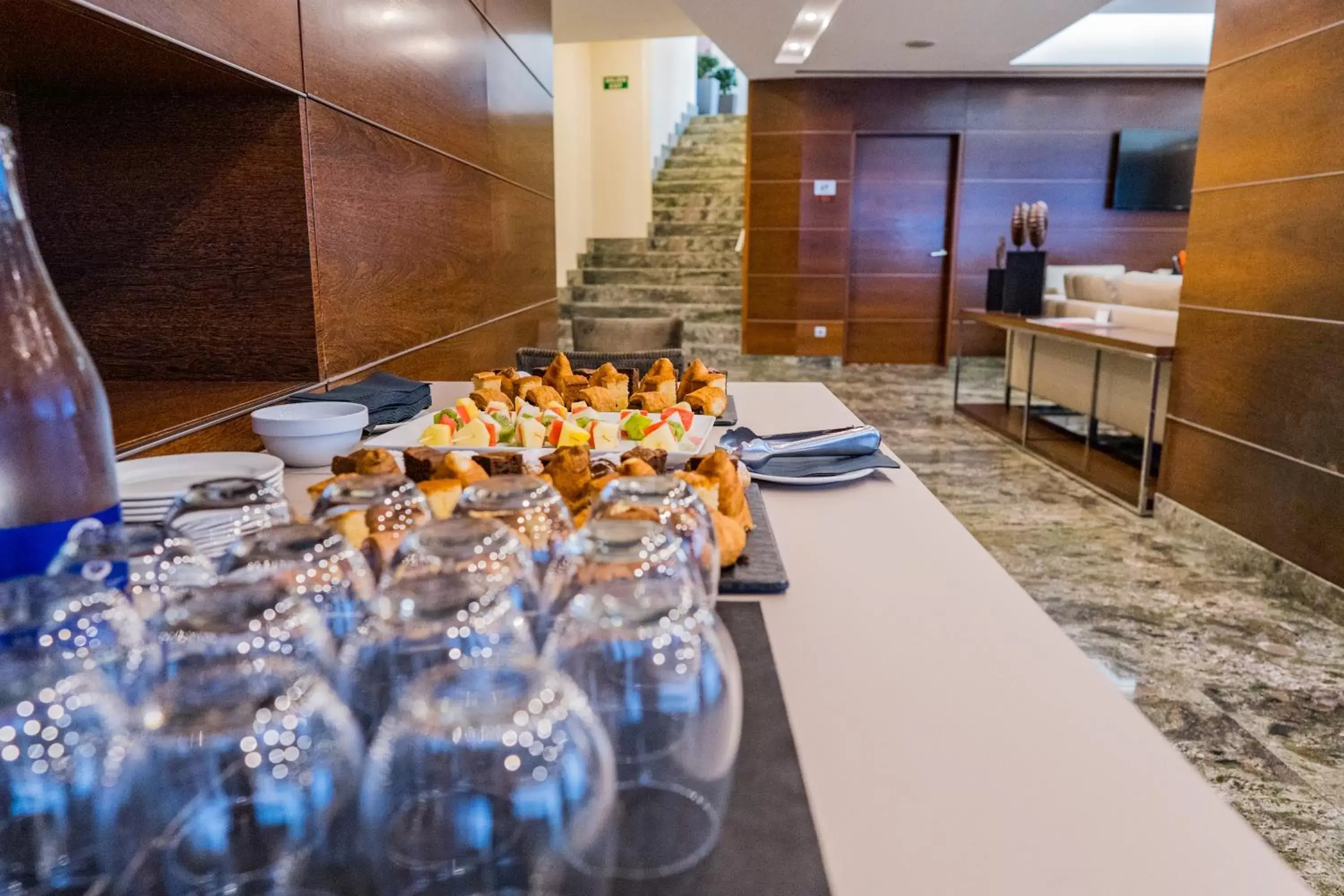 Food and drinks in Hotel Compostela