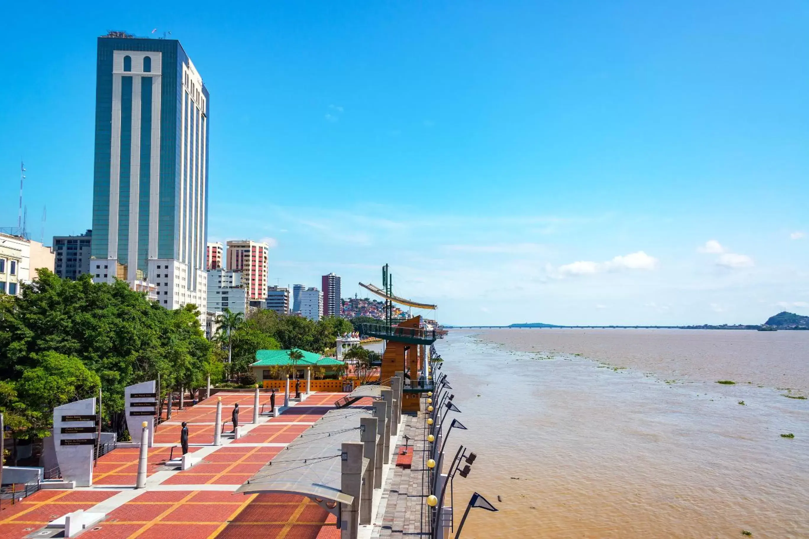 Nearby landmark in Hotel Palace Guayaquil