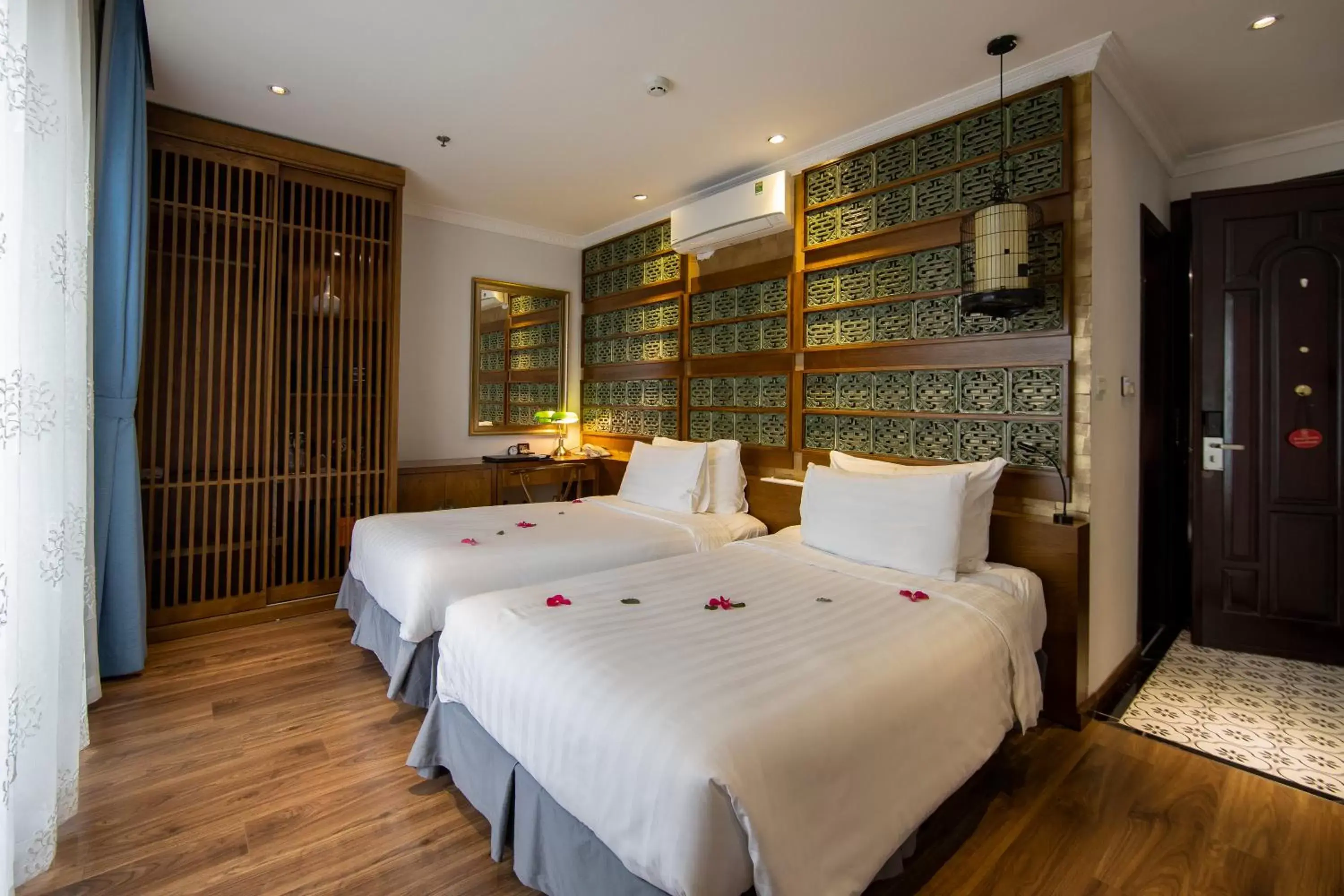 Bed in Hanoi Media Hotel & Spa