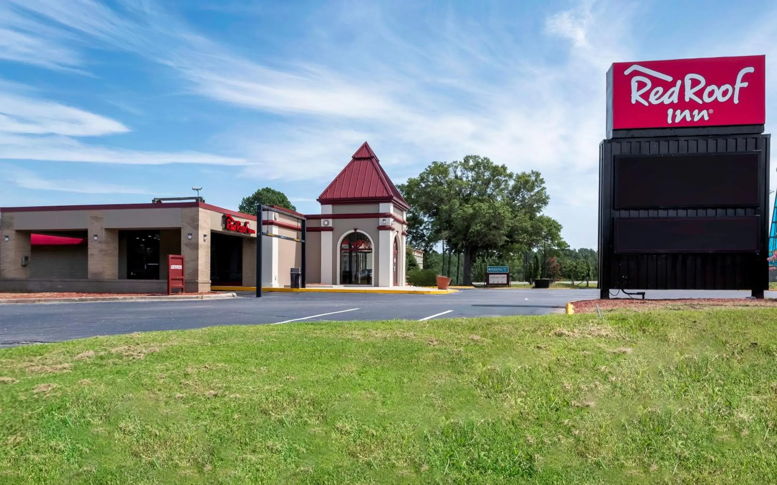 Property Building in Red Roof Inn Petersburg - Fort Lee