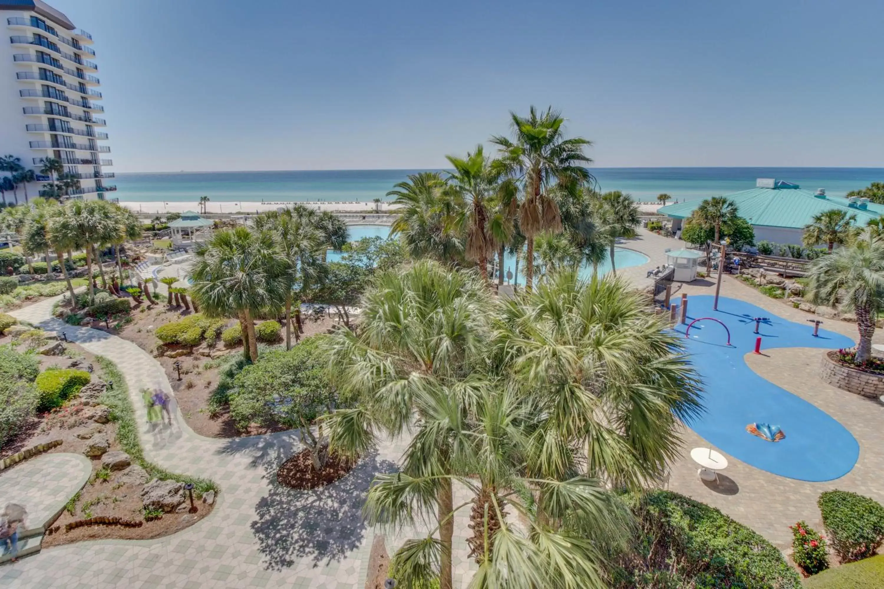 Pool View in Edgewater Golf Villa #1206