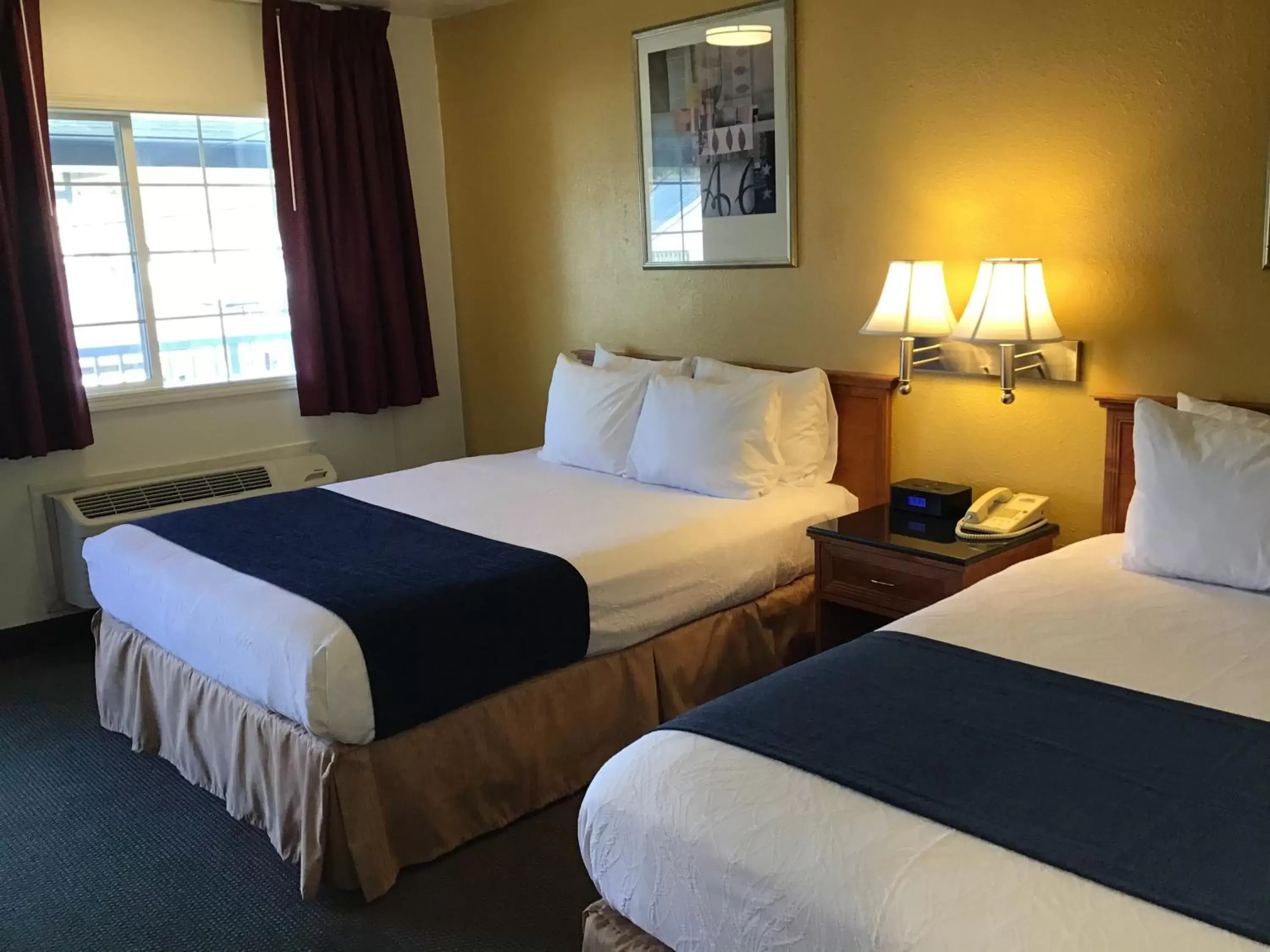 Photo of the whole room, Bed in Travelodge by Wyndham Pendleton OR