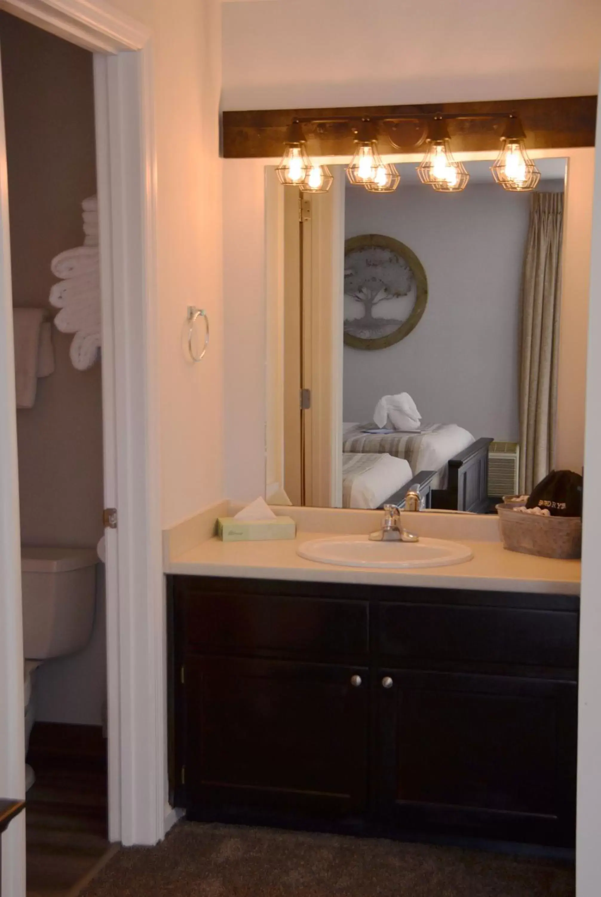 Bathroom in The Retreat at Center Hill Lake