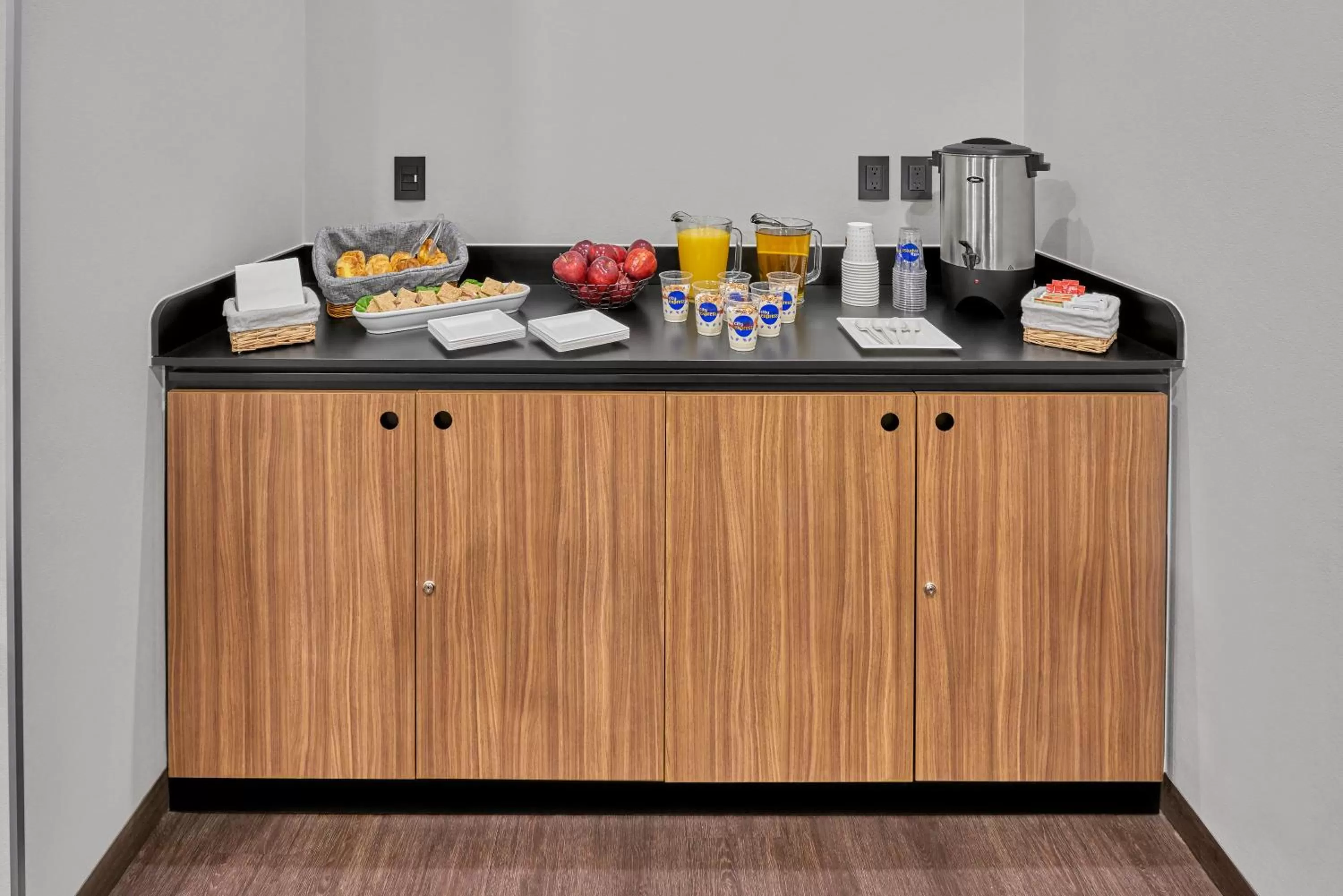 Coffee/tea facilities in City Express by Marriott Ciudad de México La Villa