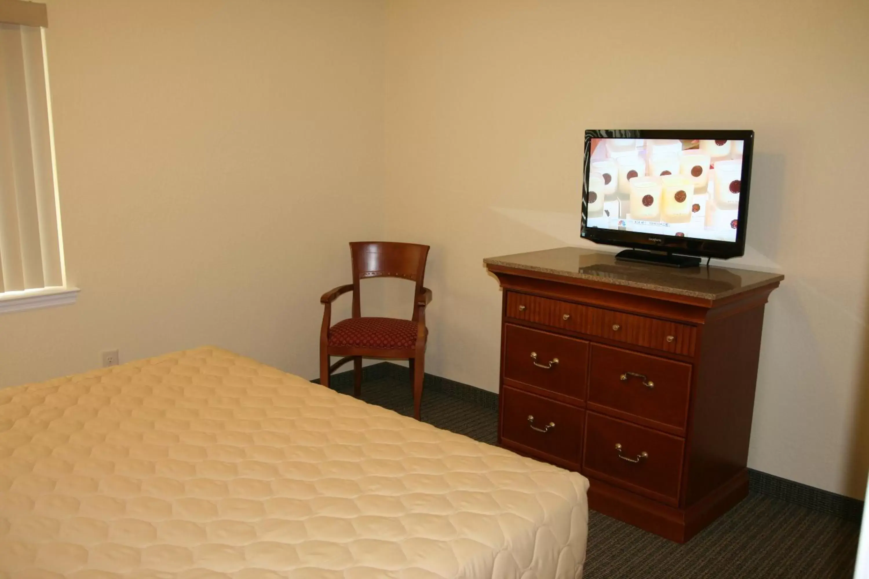 Bed in Affordable Suites of America Augusta Bed in Affordable Suites of America Augusta