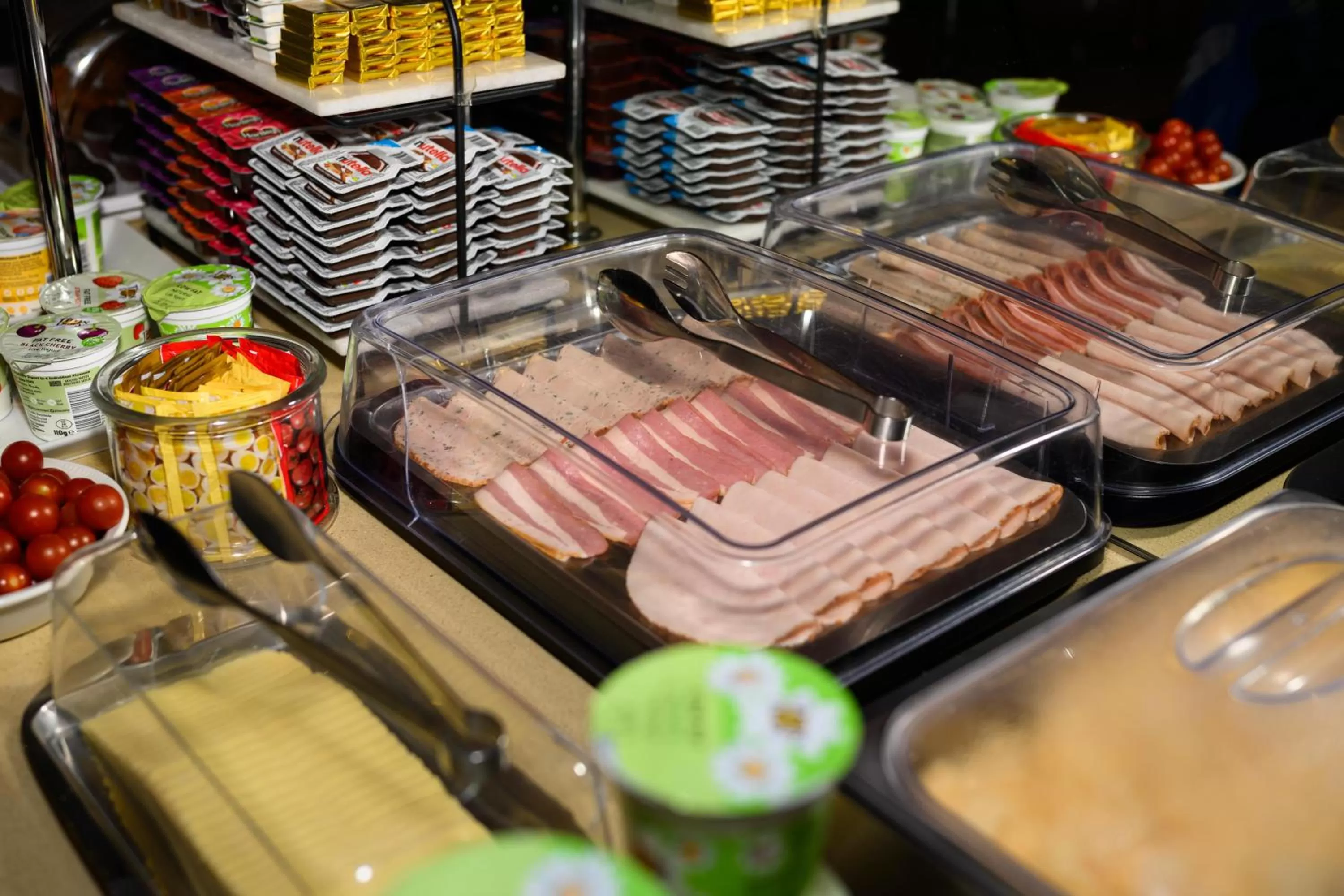 Buffet breakfast in Kensington Court Hotel - Earls Court