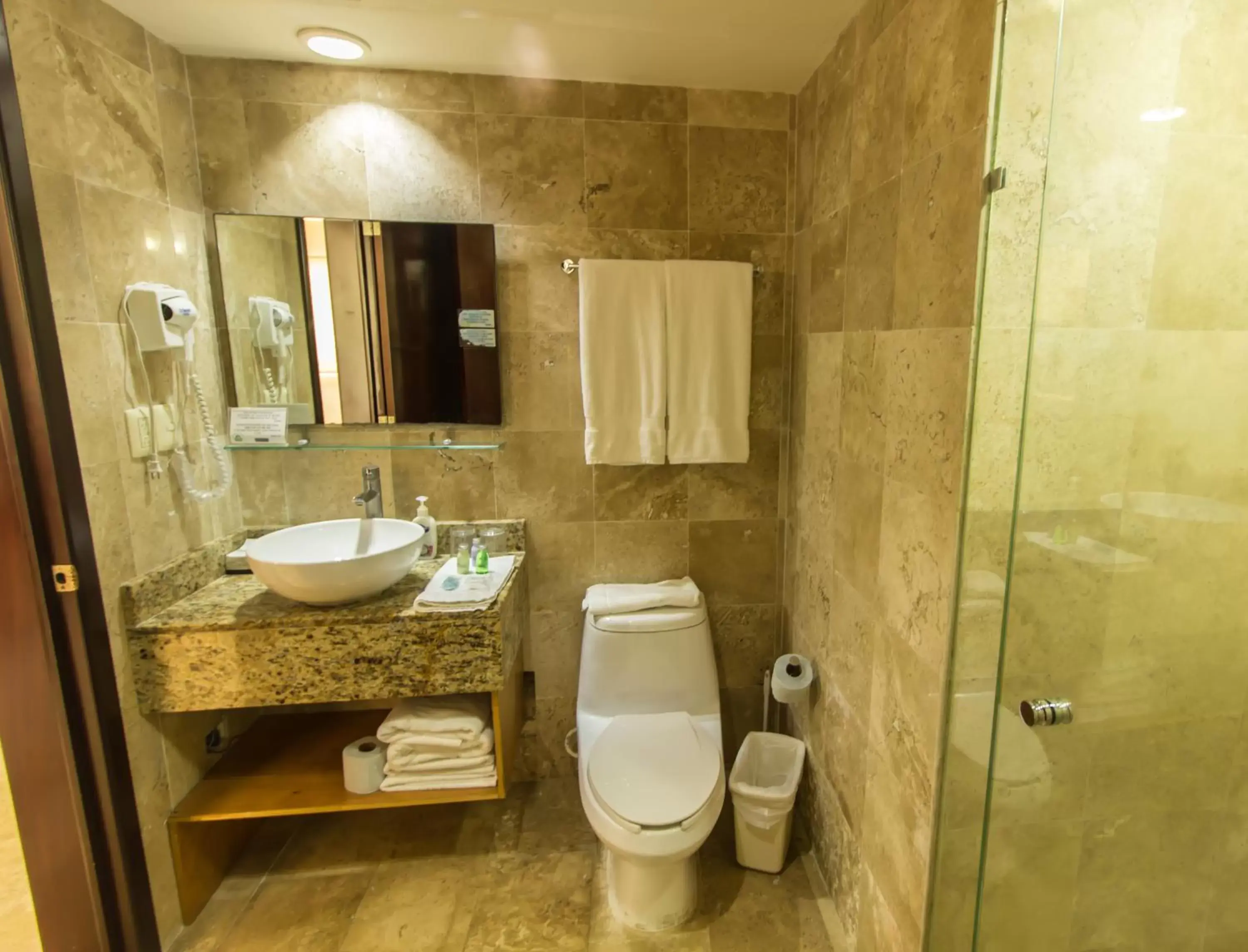 Bathroom in Coral Maya Stay Suites