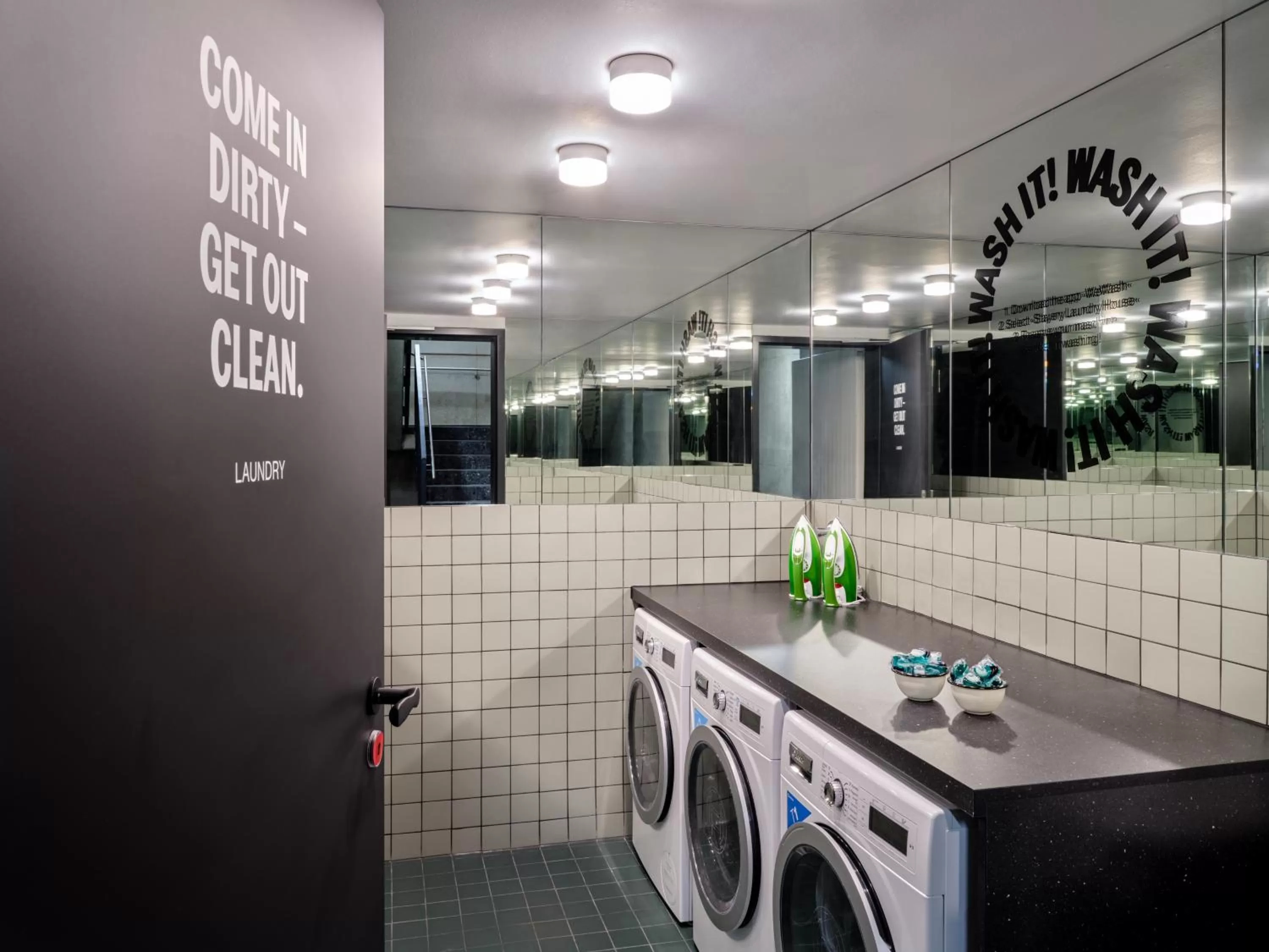 washing machine in STAYERY Cologne Ehrenfeld