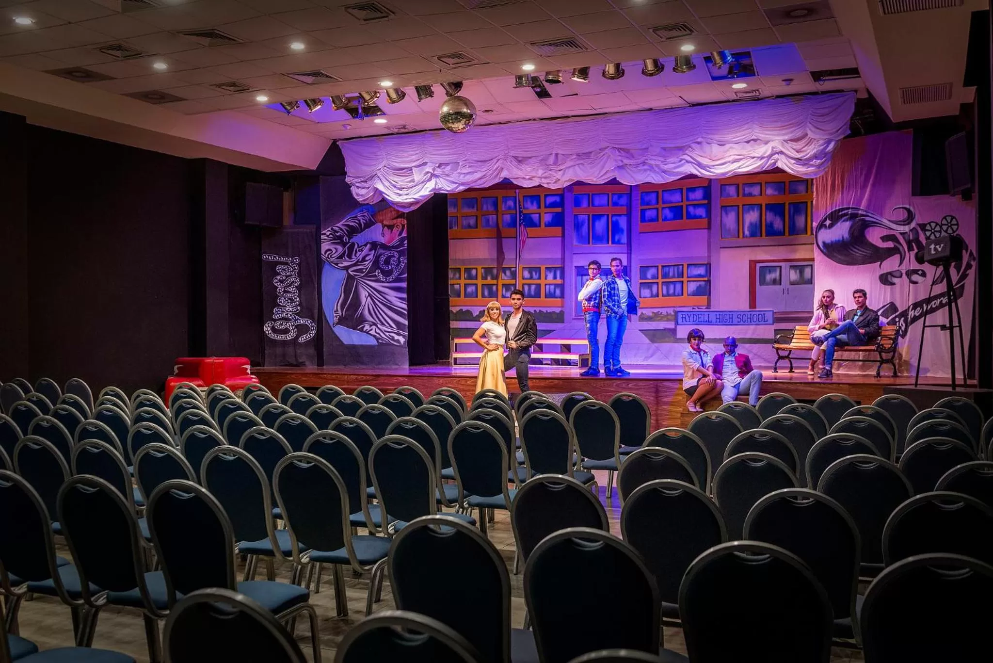 Entertainment in Ocean Coral & Turquesa All Inclusive