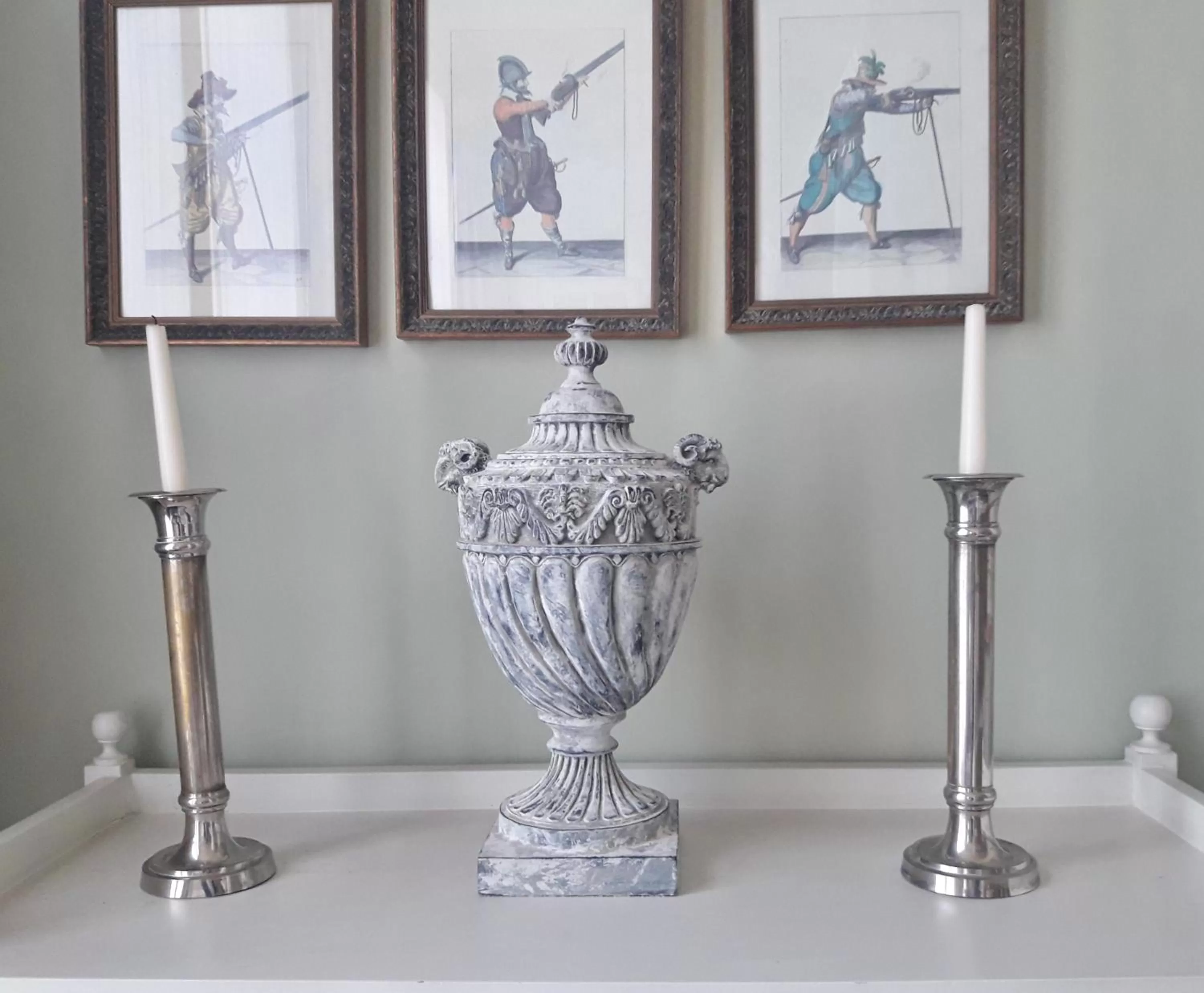 Decorative detail in Hotel Recour