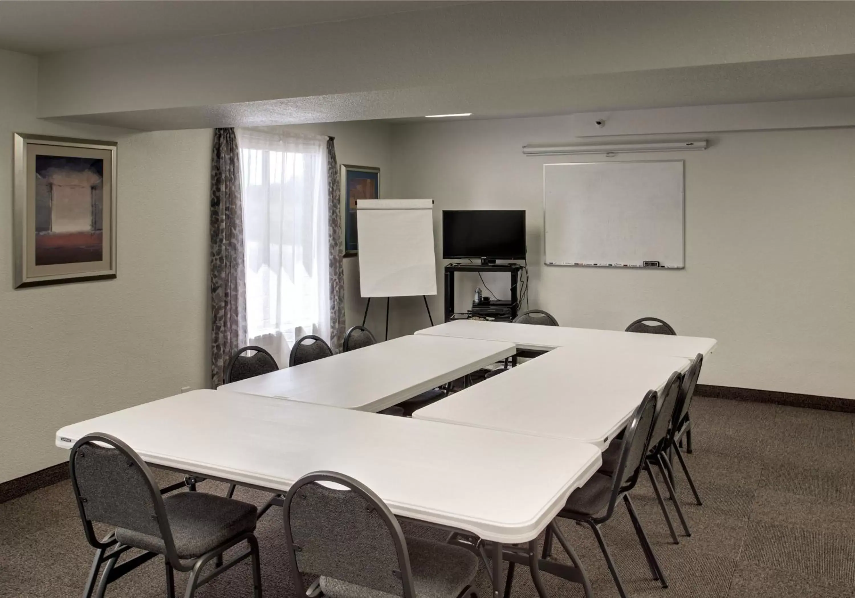 Meeting/conference room in Motel 6-Ogden, UT - Riverdale