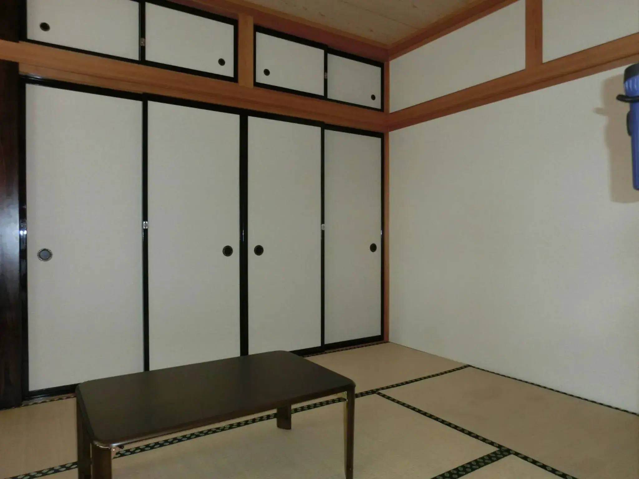 Japanese-Style Superior Room with Shared Bathroom - single occupancy in Mt Fuji Hostel Michael's
