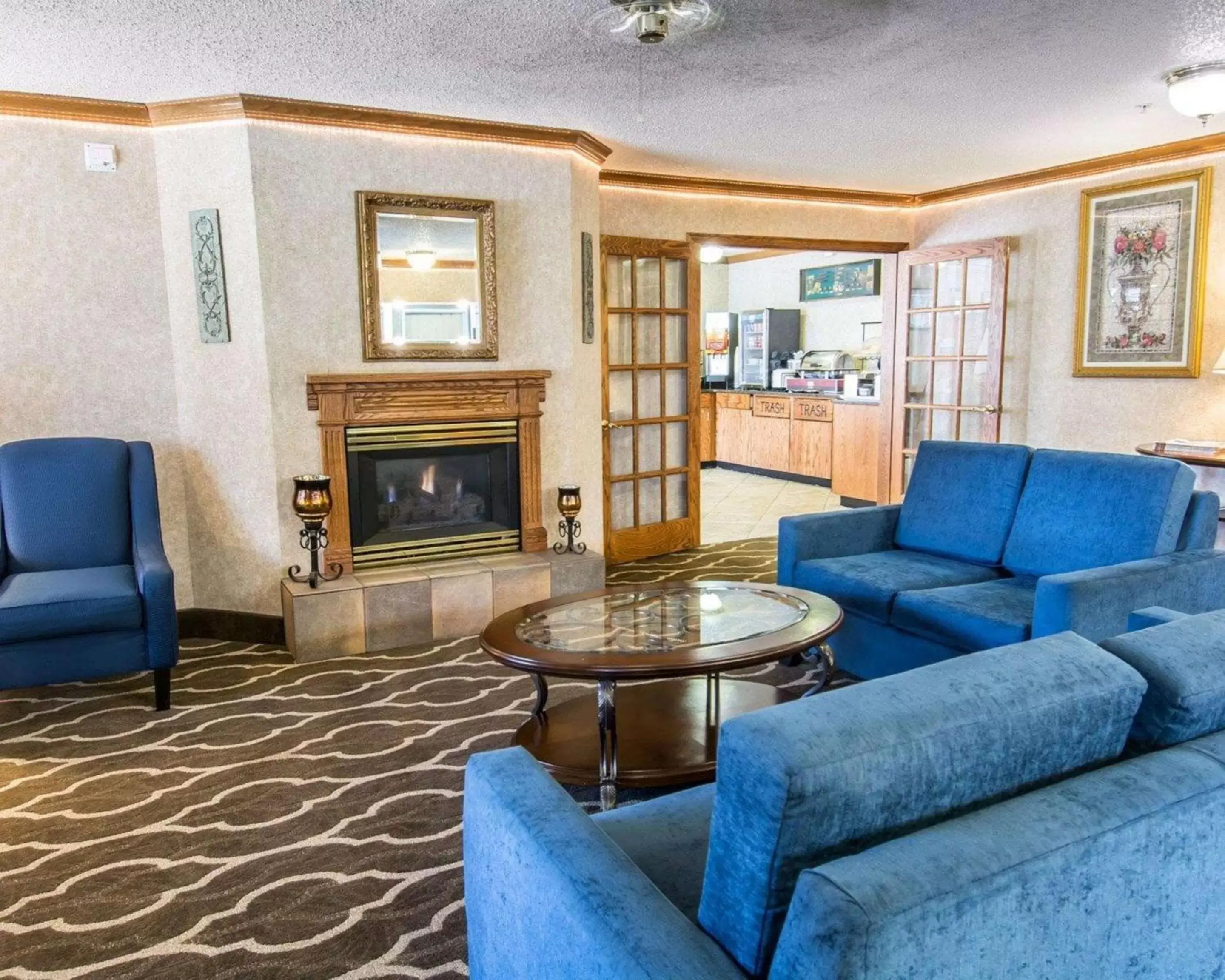 Lobby or reception, Seating Area in Quality Inn