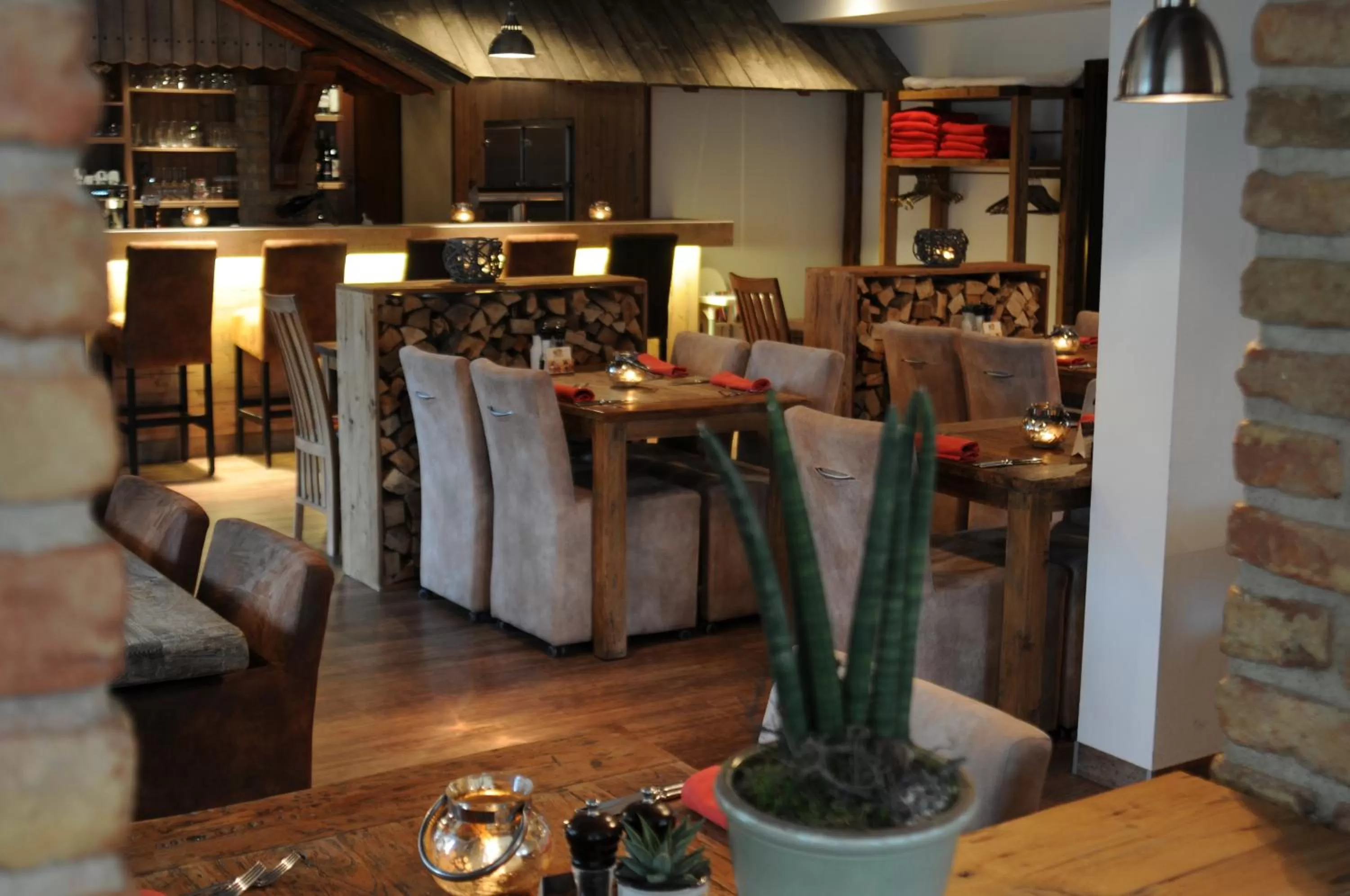 Dining area in Alpinhotel INzeller