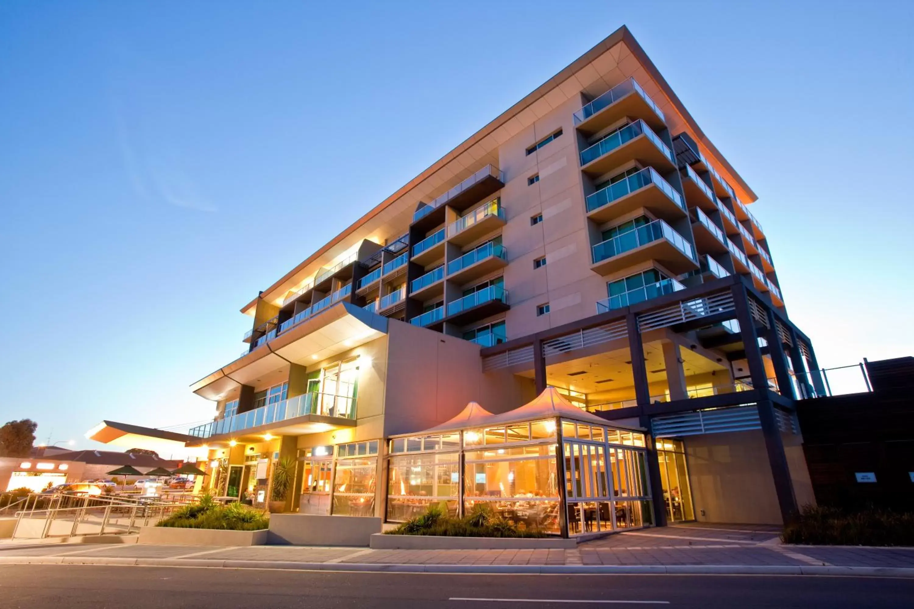 Facade/entrance, Property Building in Port Lincoln Hotel