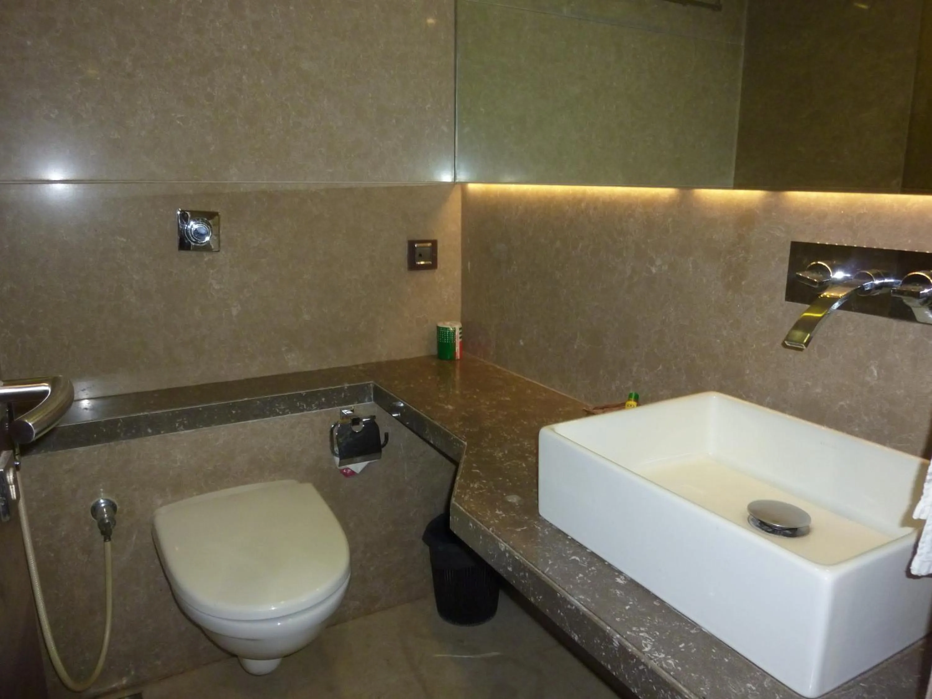 Bathroom in Hotel New Bengal