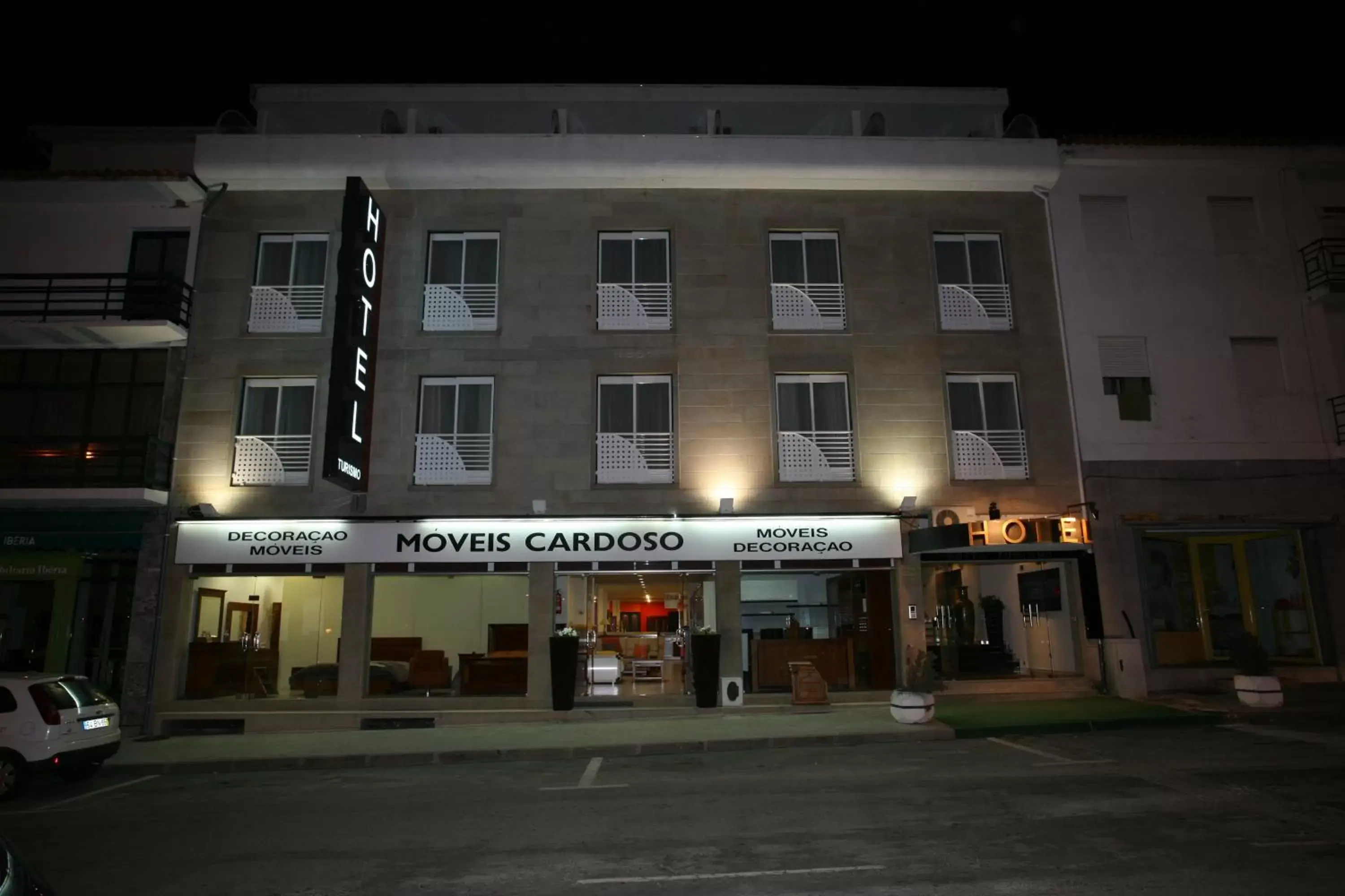 Facade/entrance, Property Building in Hotel Turismo Miranda