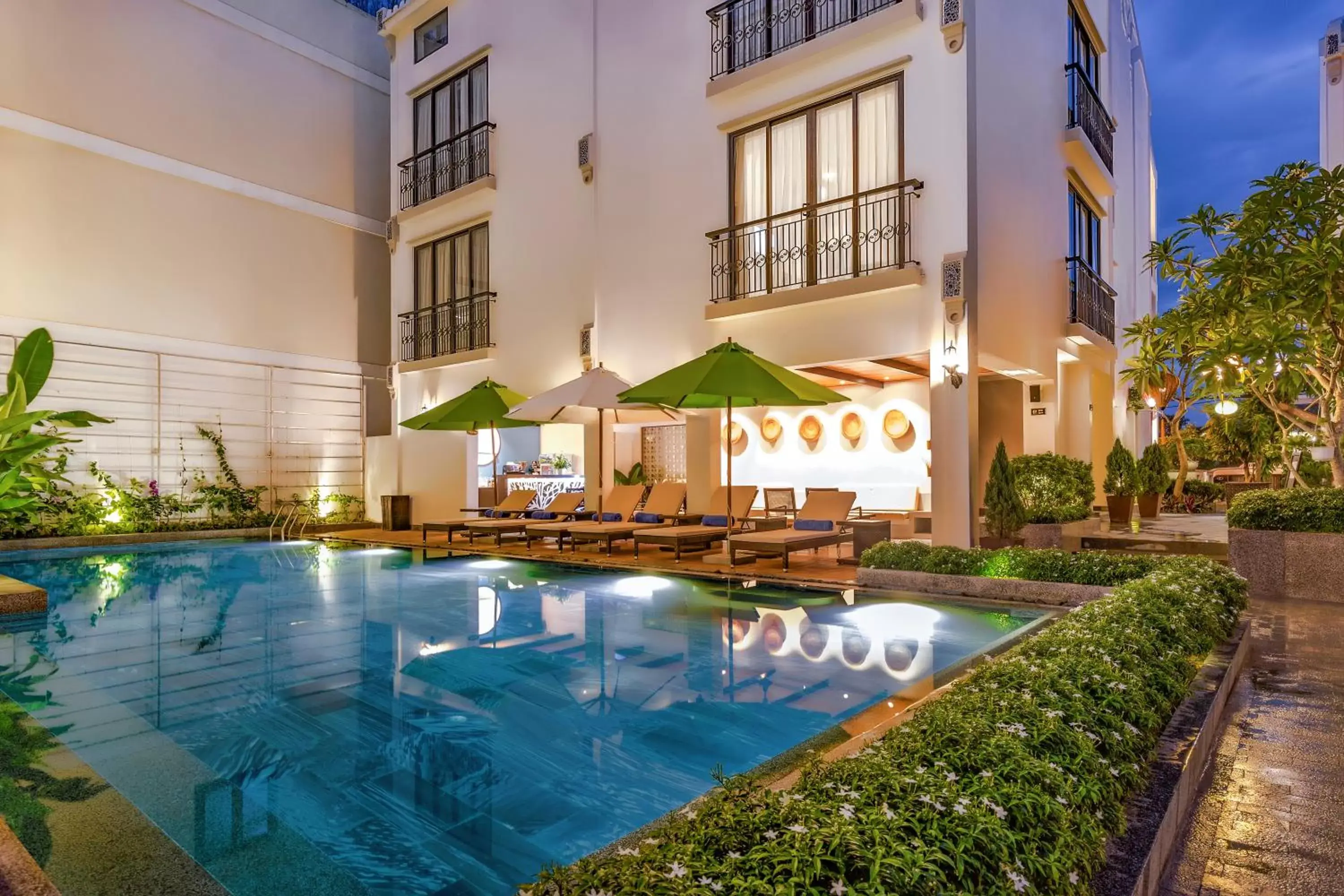 Lounge or bar, Property Building in Laluna Hoi An Riverside Hotel & Spa