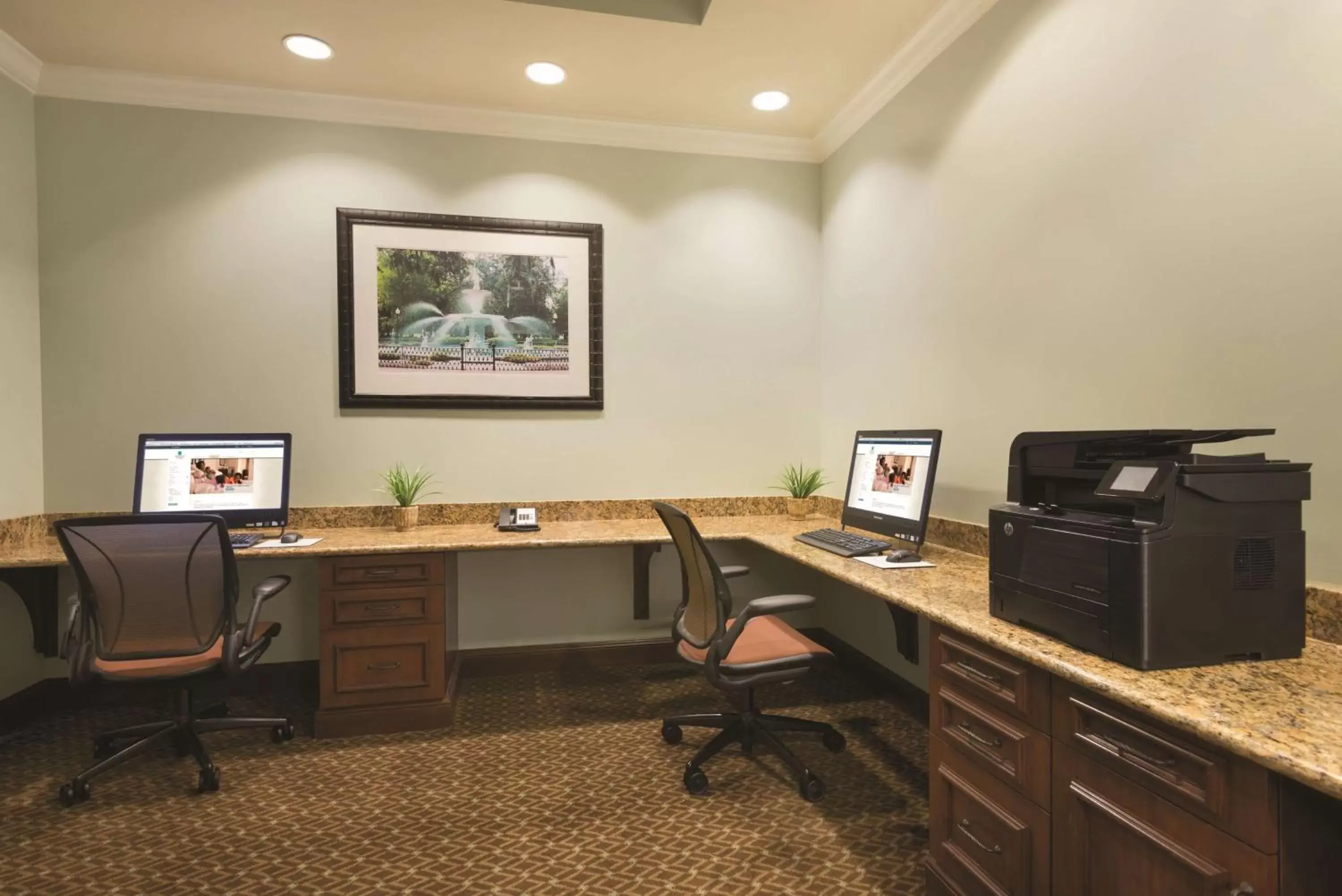 Business facilities, Business Area/Conference Room in Embassy Suites Savannah Historic District