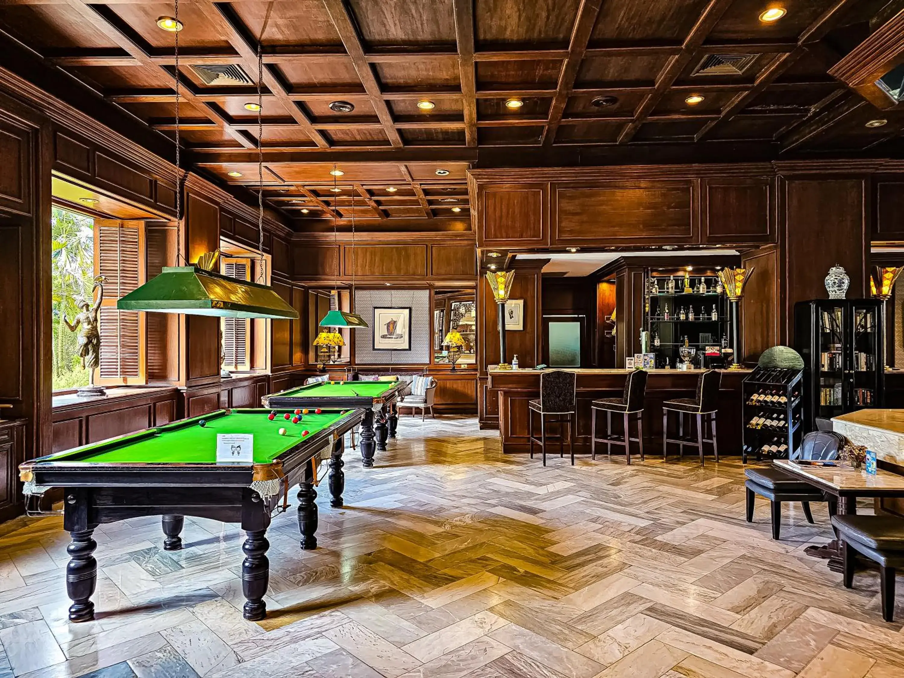 Lounge or bar, Billiards in The Bayview Hotel Pattaya