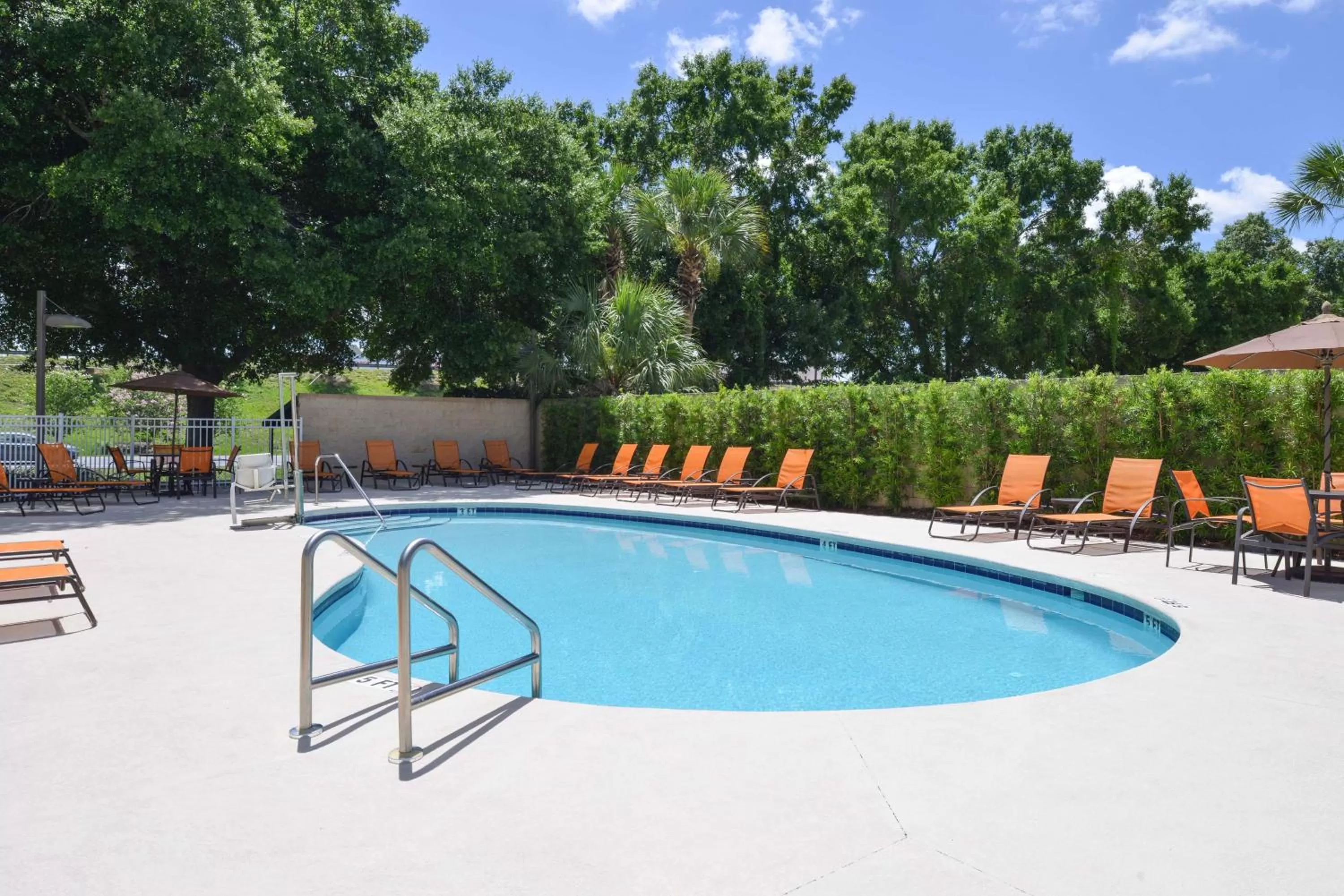 Pool view in Hampton Inn & Suites - Ocala