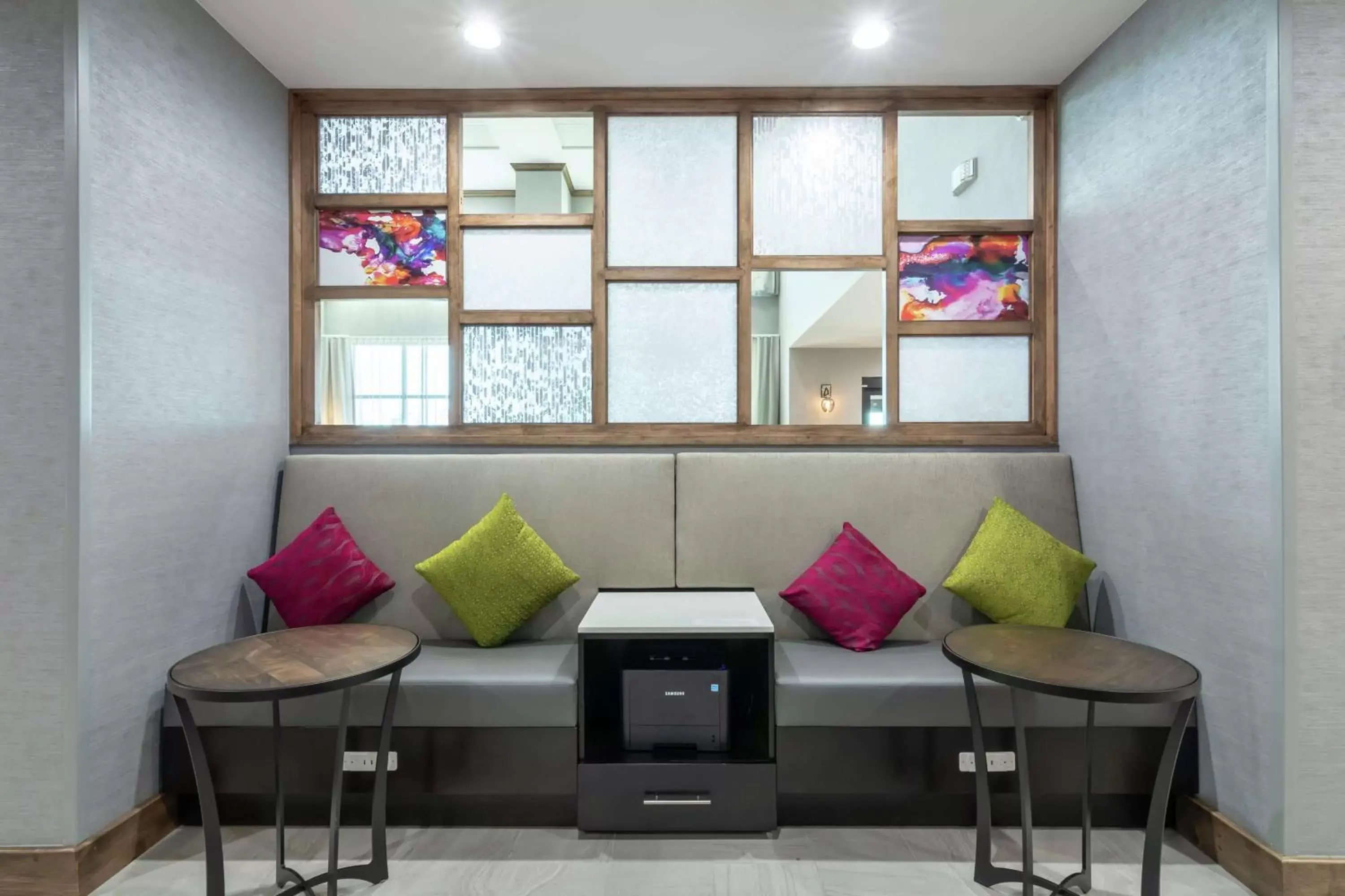 Property building in Hampton Inn & Suites Dallas East Property building in Hampton Inn & Suites Dallas East