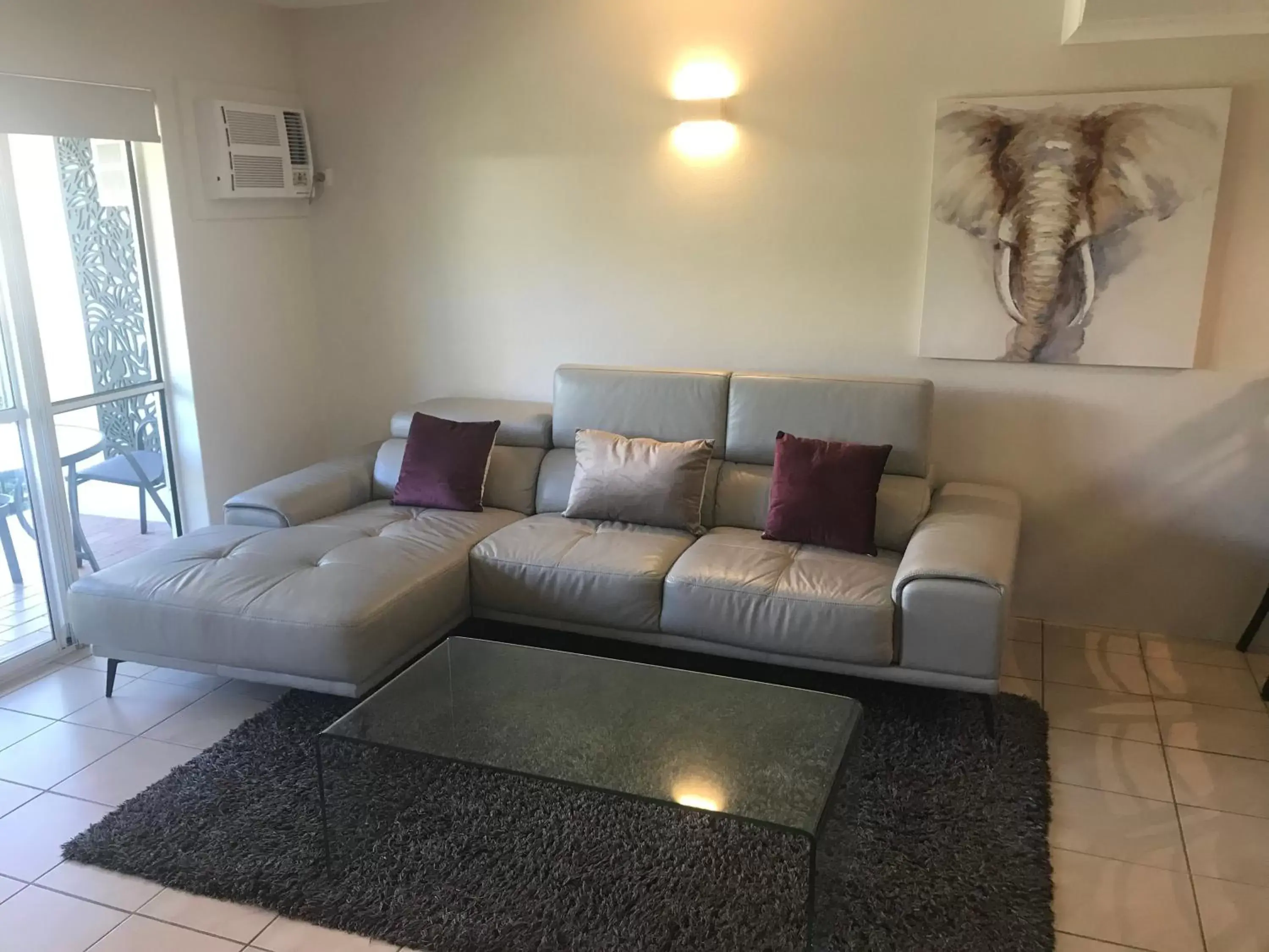 Seating Area in Reef Gateway Apartments