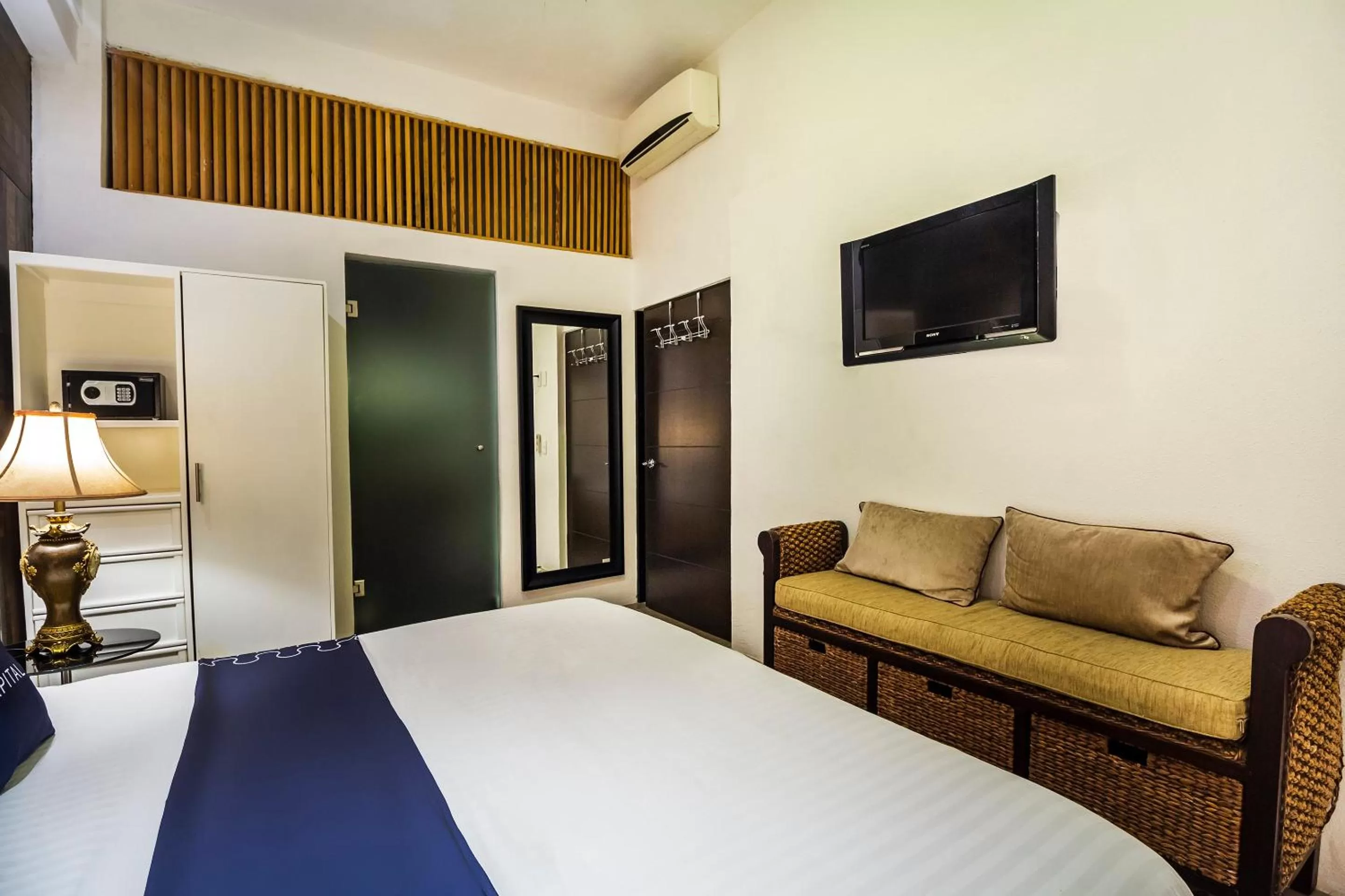 Bedroom, Room Photo in Capital O Hotel 522, Puerto Vallarta