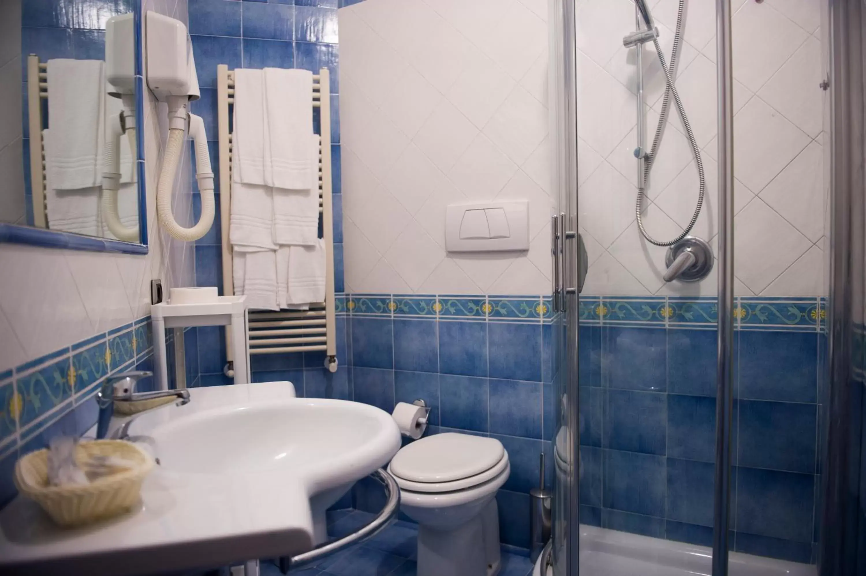 Shower, Bathroom in Residence Panoramic