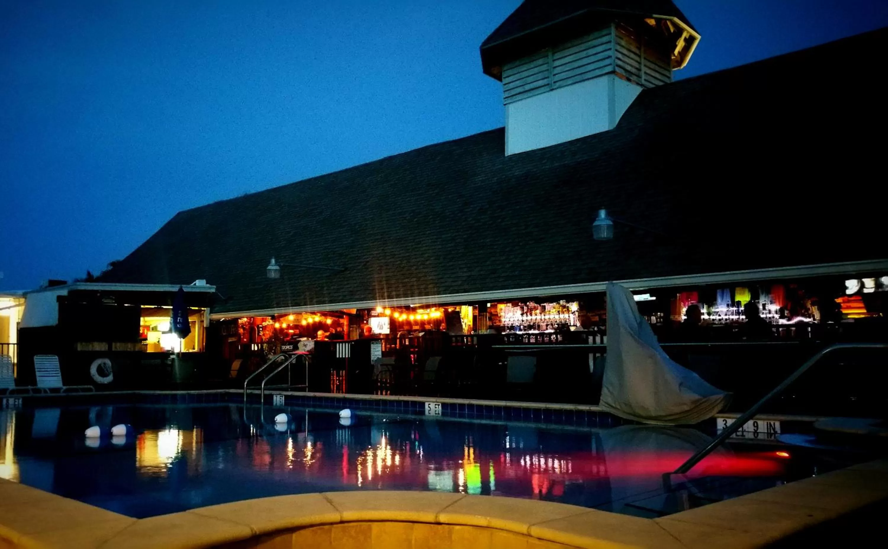 Night in Dolphin Key Resort - Cape Coral