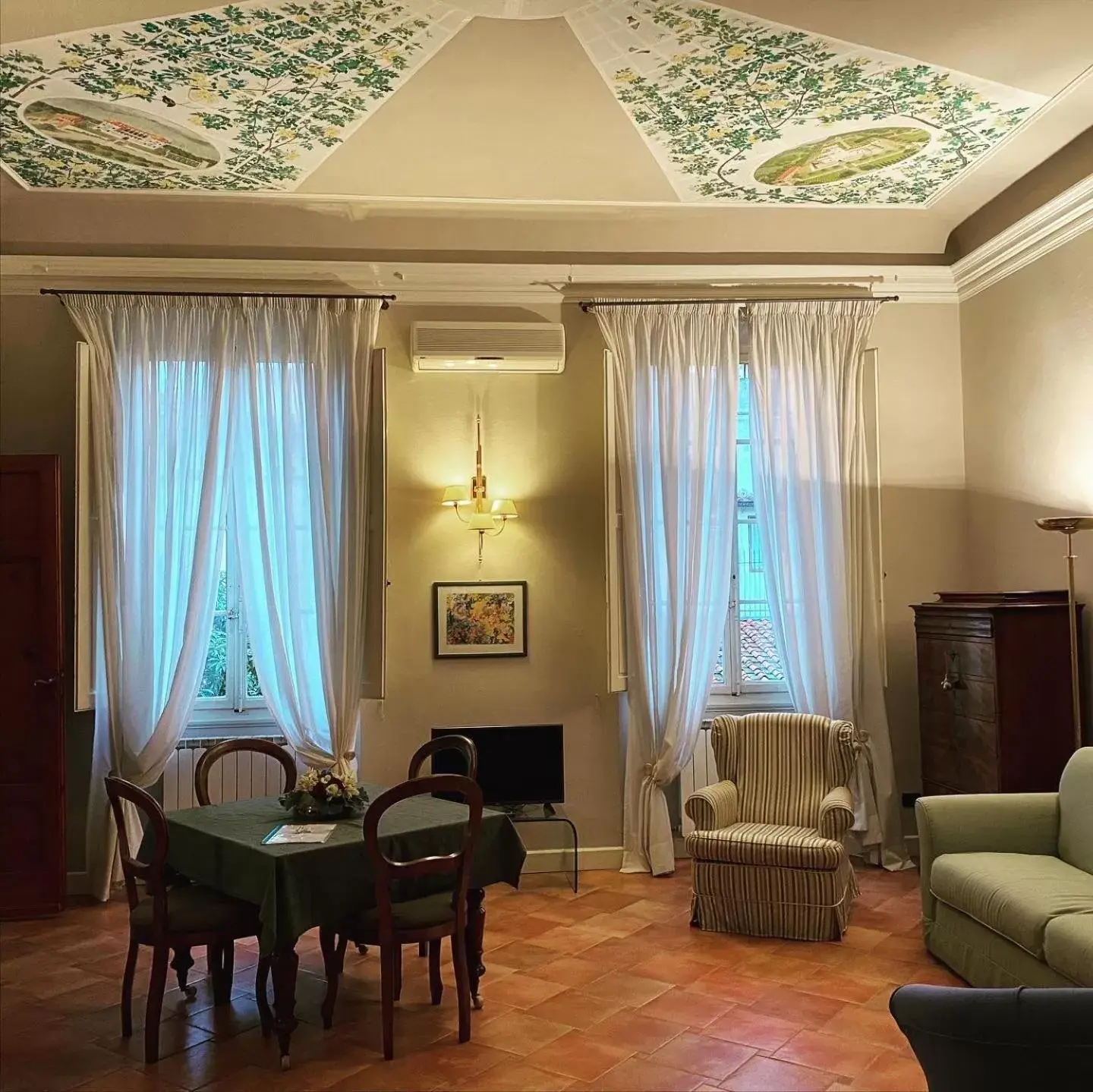 Living room, Seating Area in Palazzo Alfani - Residenza d'Epoca