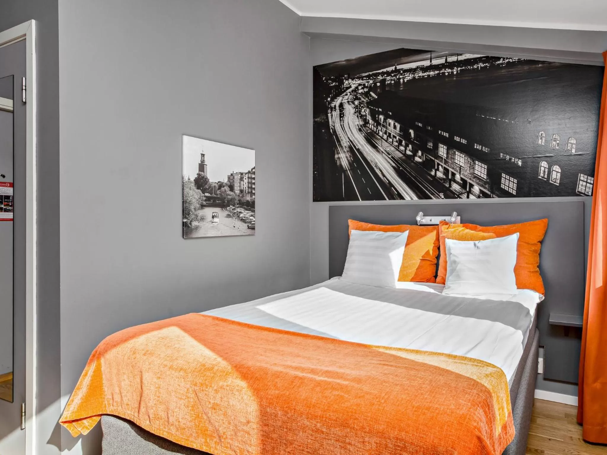 Bedroom, Bed in Connect Hotel City