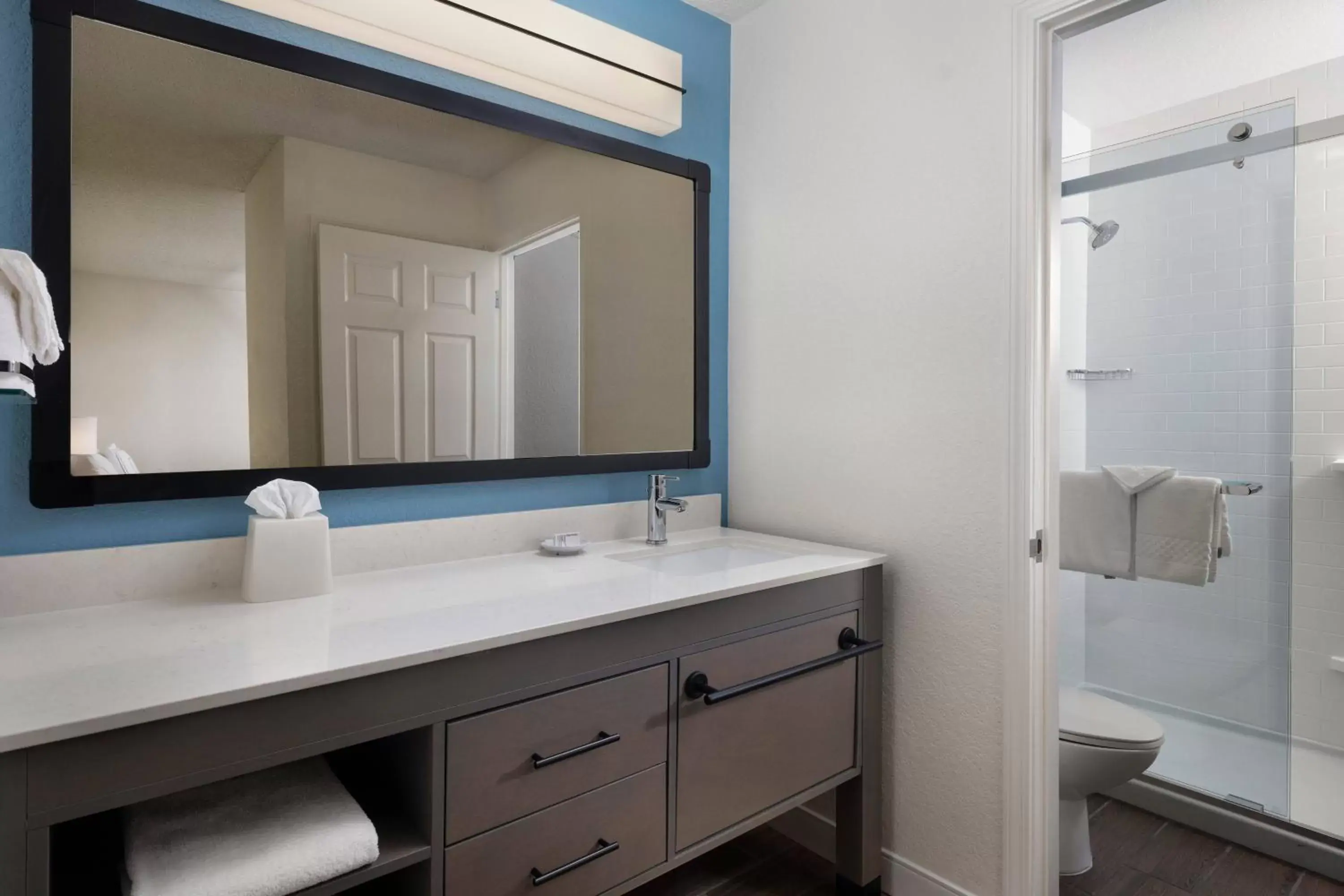 Bathroom in Residence Inn Sunnyvale Silicon Valley II