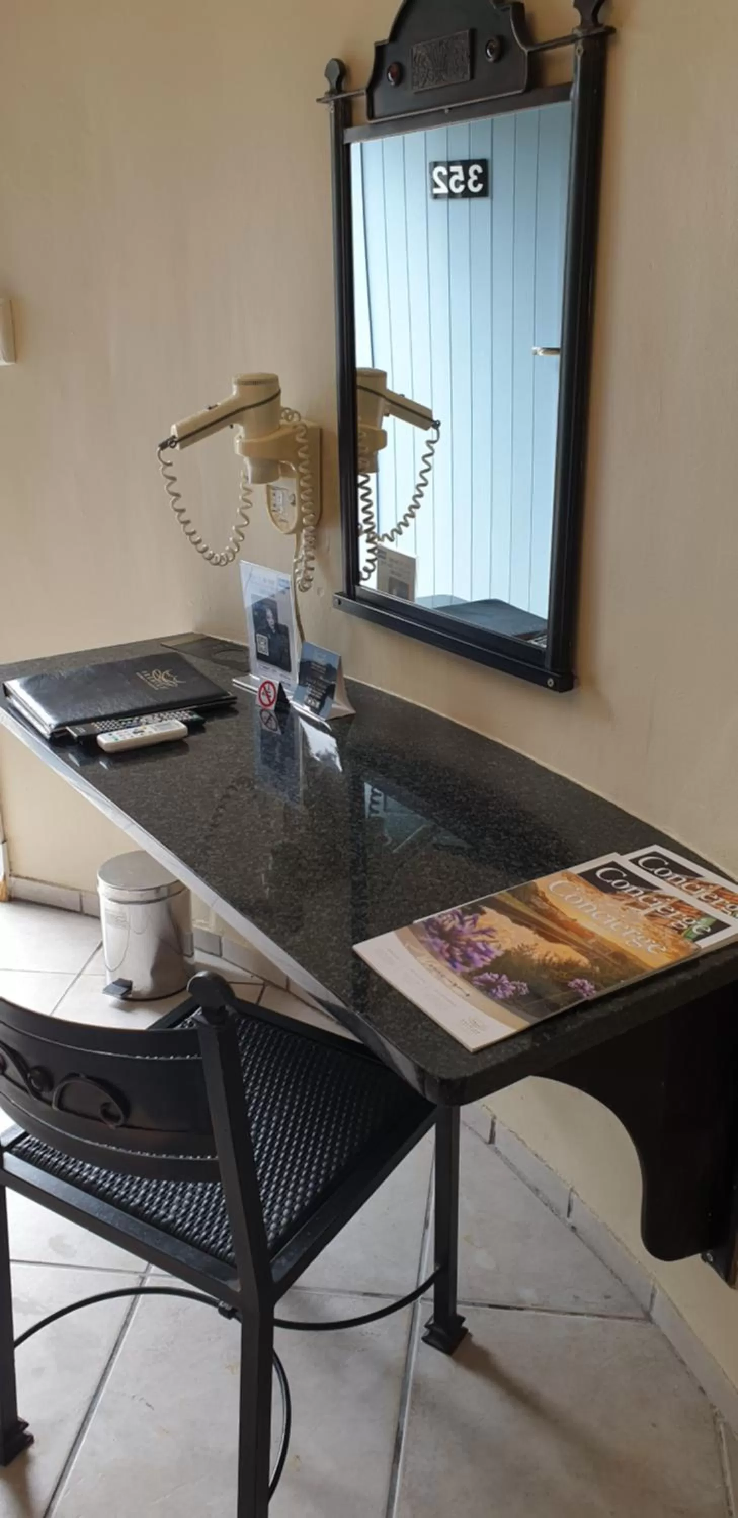 Coffee/tea facilities in Premier Splendid Inn Bayshore