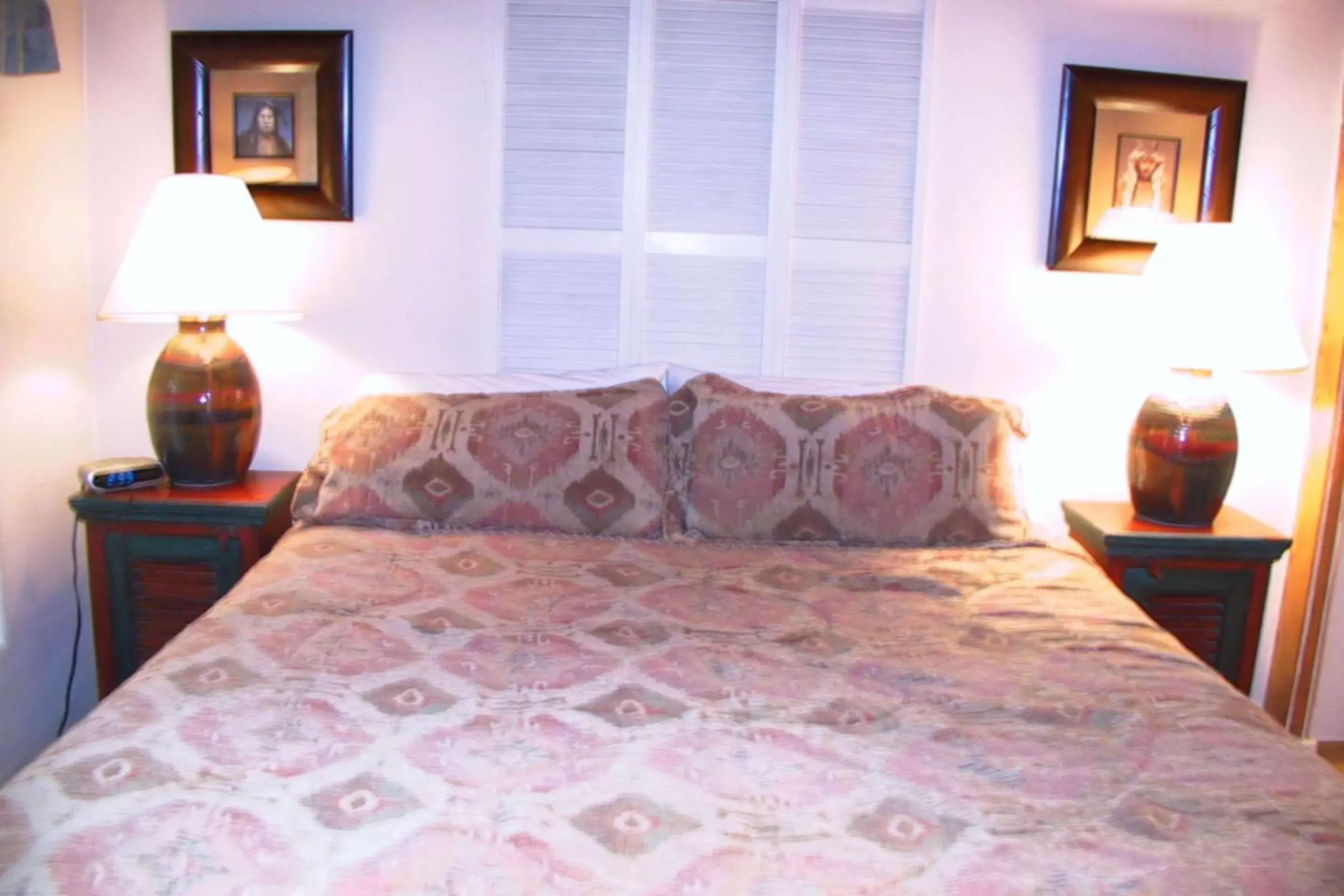 Bedroom, Bed in Casas de Suenos Old Town Historic Inn, Ascend Hotel Collection