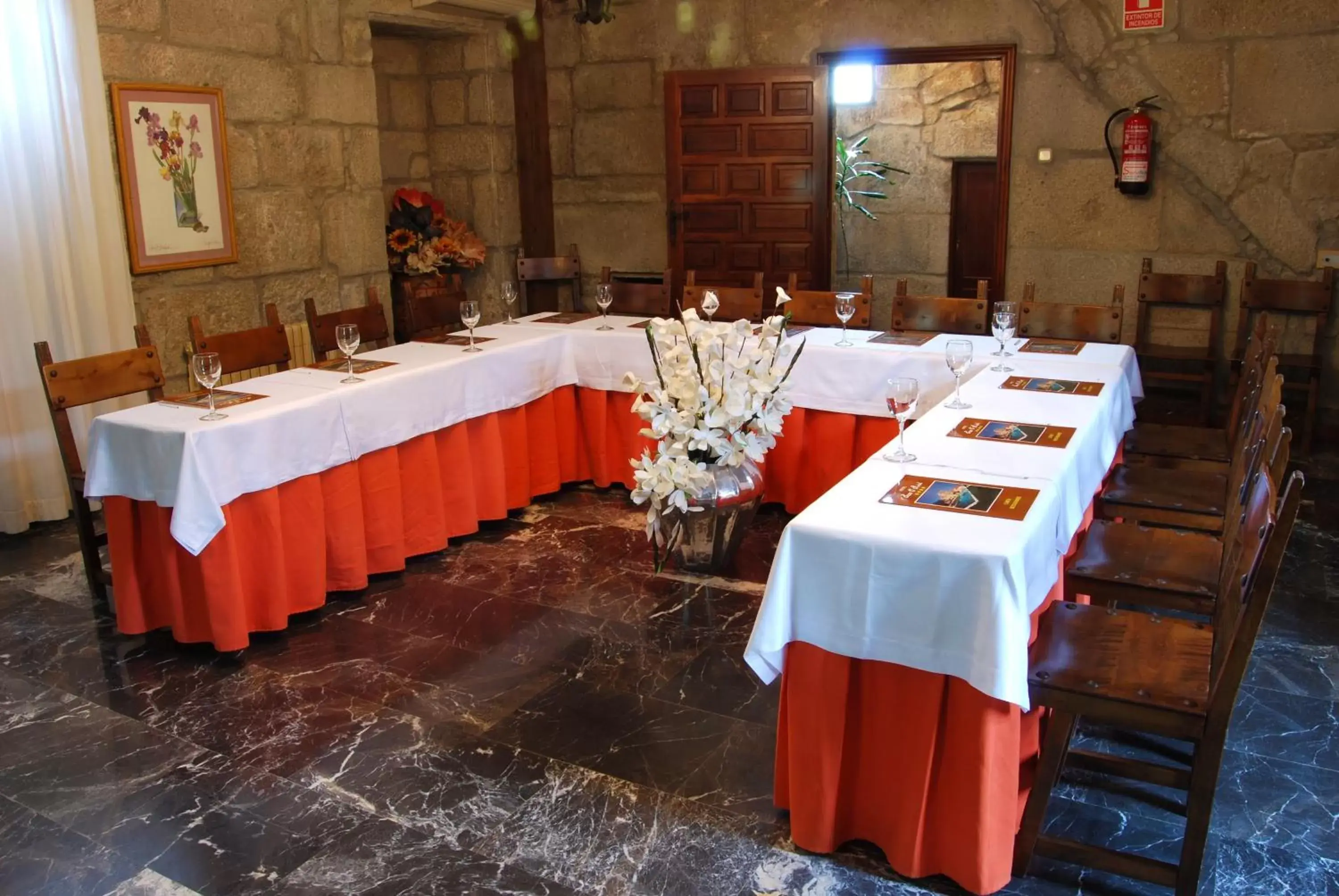 Meeting/conference room, Restaurant/Places to Eat in Hotel Pazo O Rial