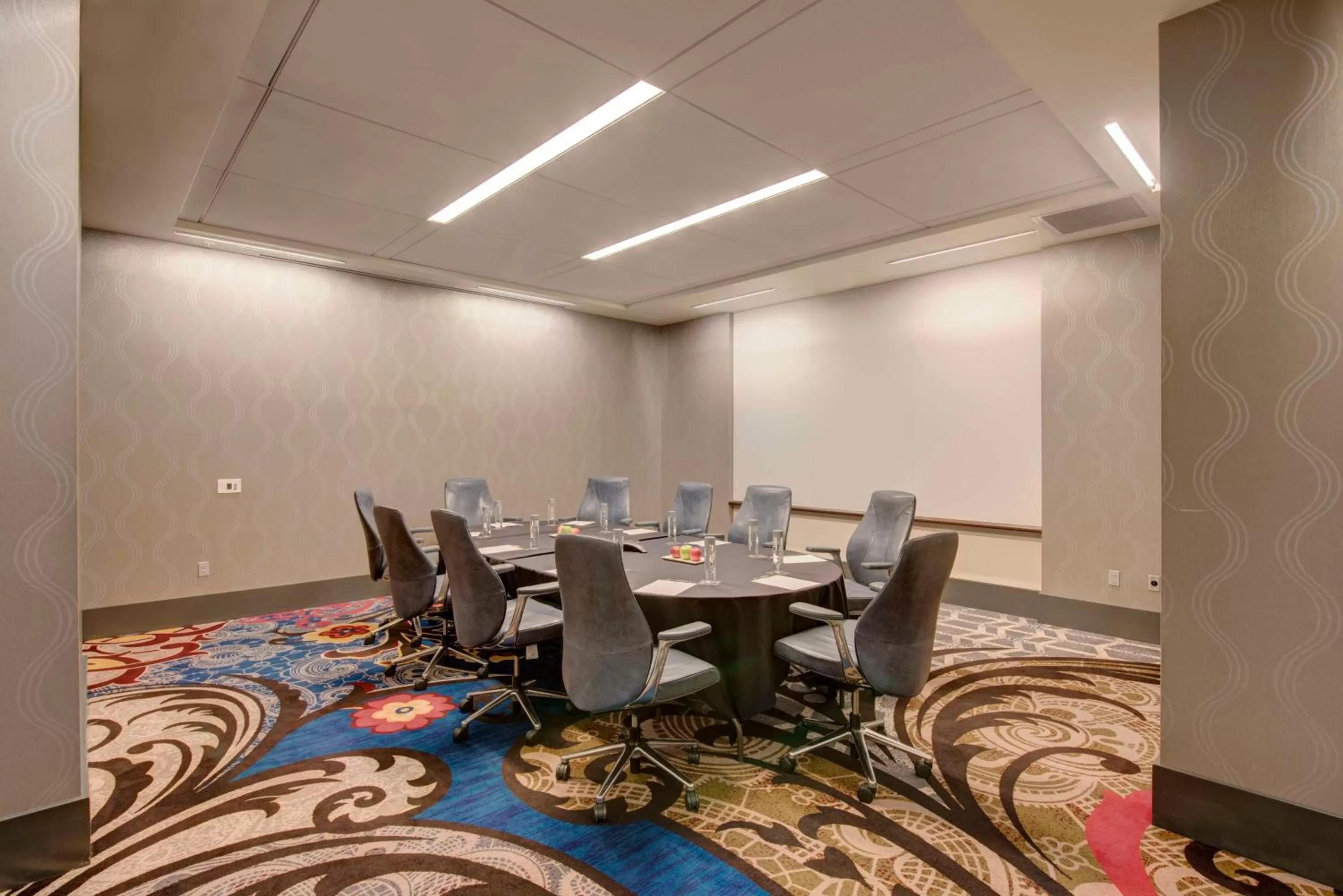 Meeting/conference room in Hilton Motif Seattle