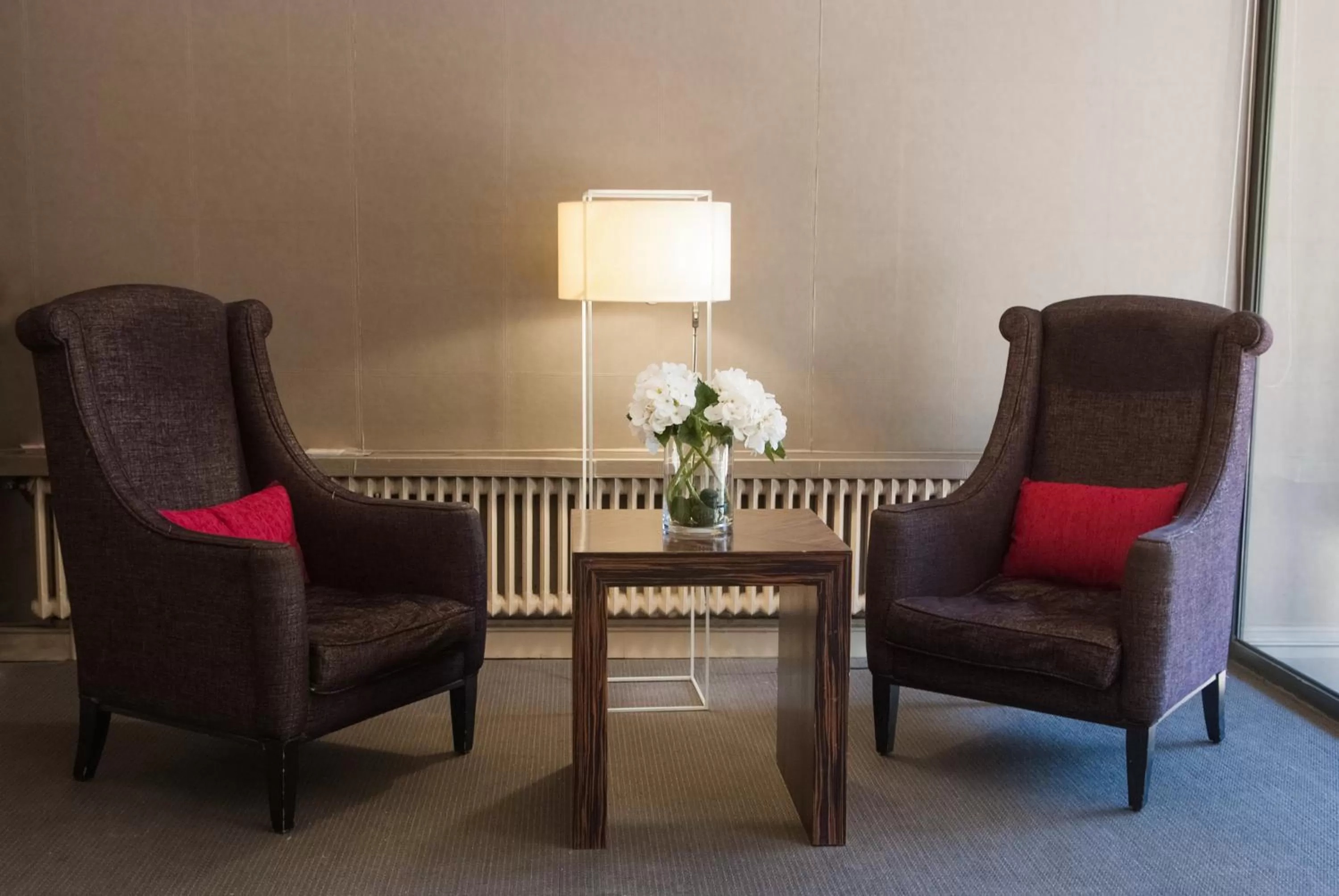 Seating area in Hotel Universal