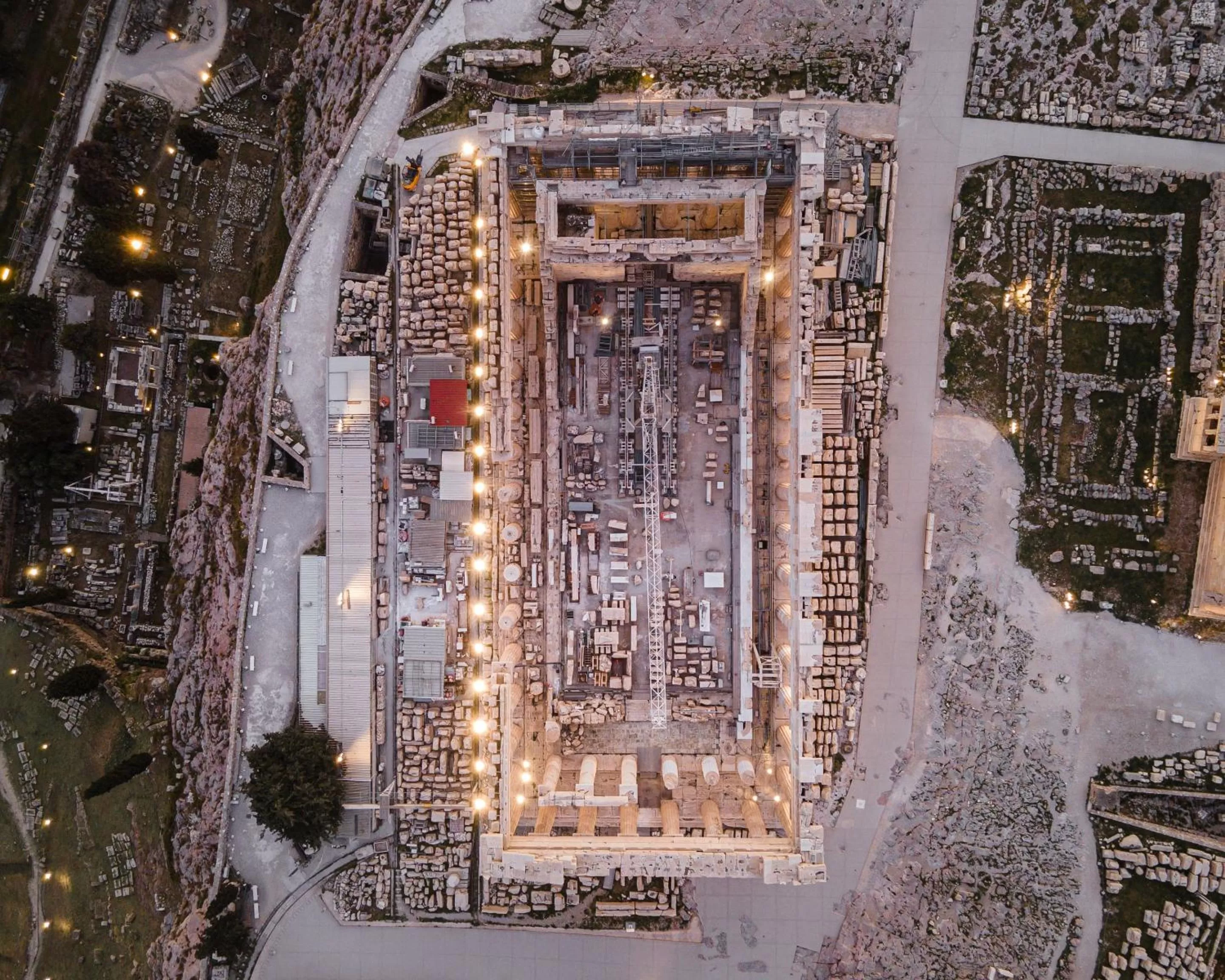 Night in Acropolis Select