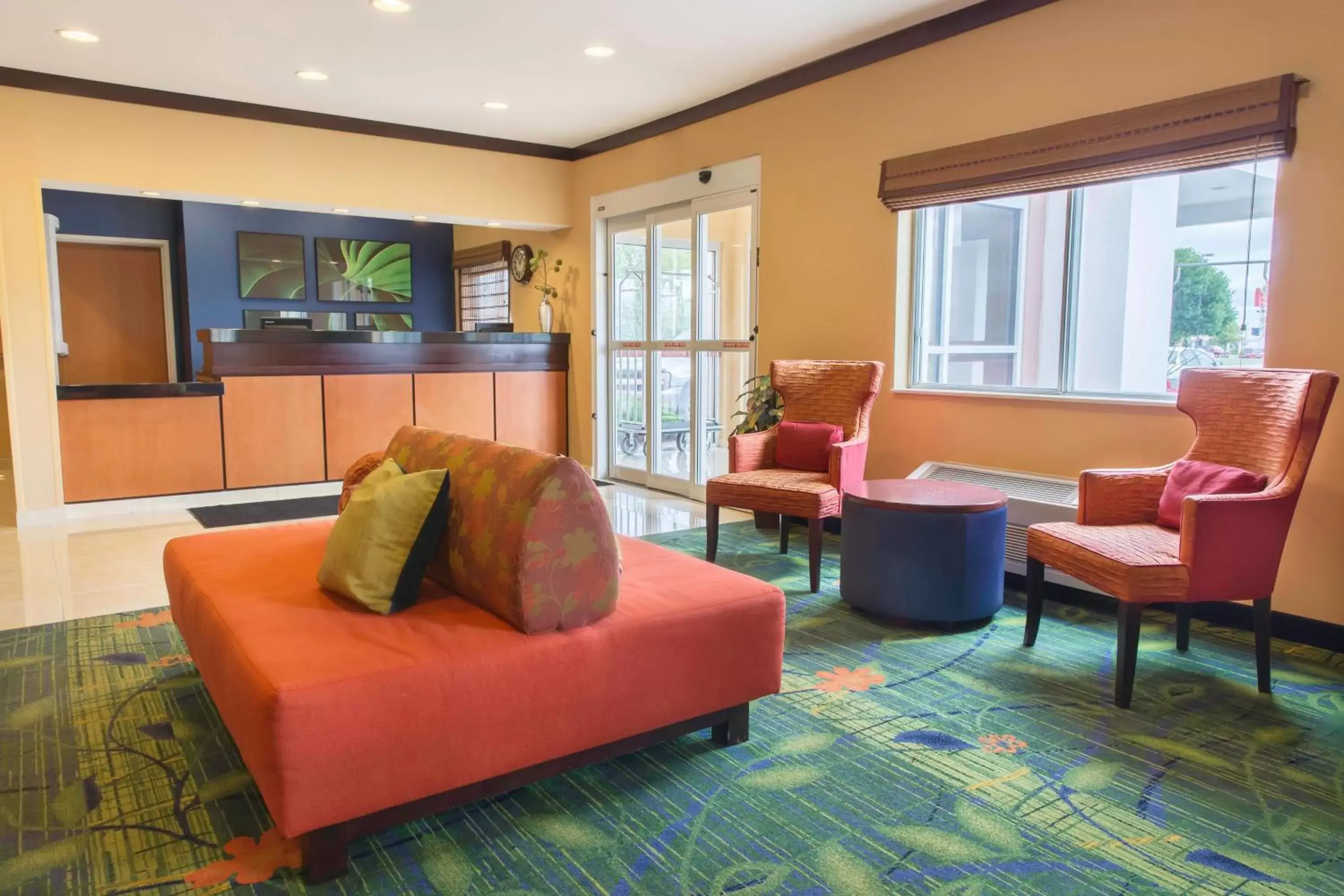 Lobby or reception, Seating Area in Fairfield Inn & Suites Fargo