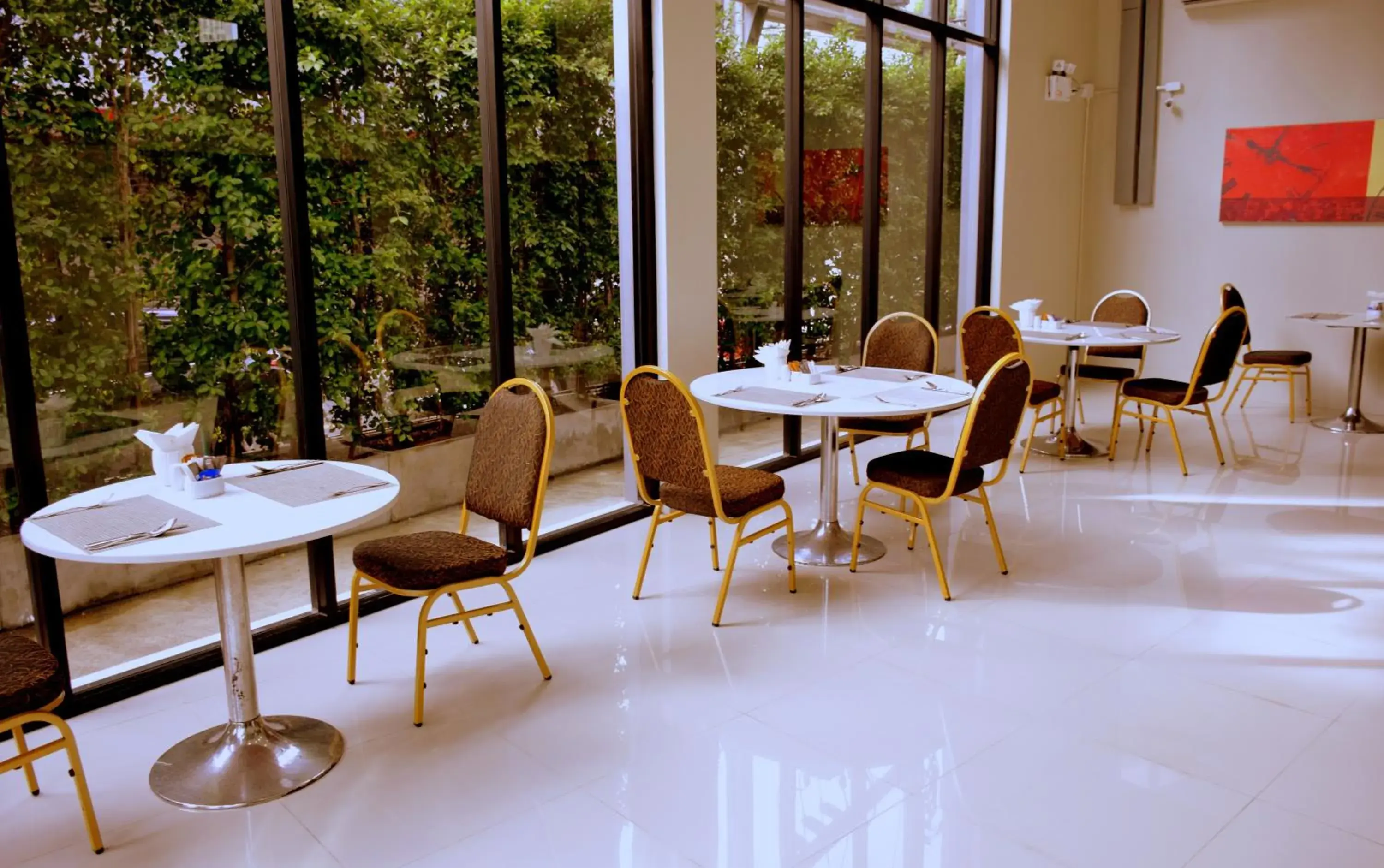 Dining area, Restaurant/Places to Eat in Annex Lumpini Bangkok
