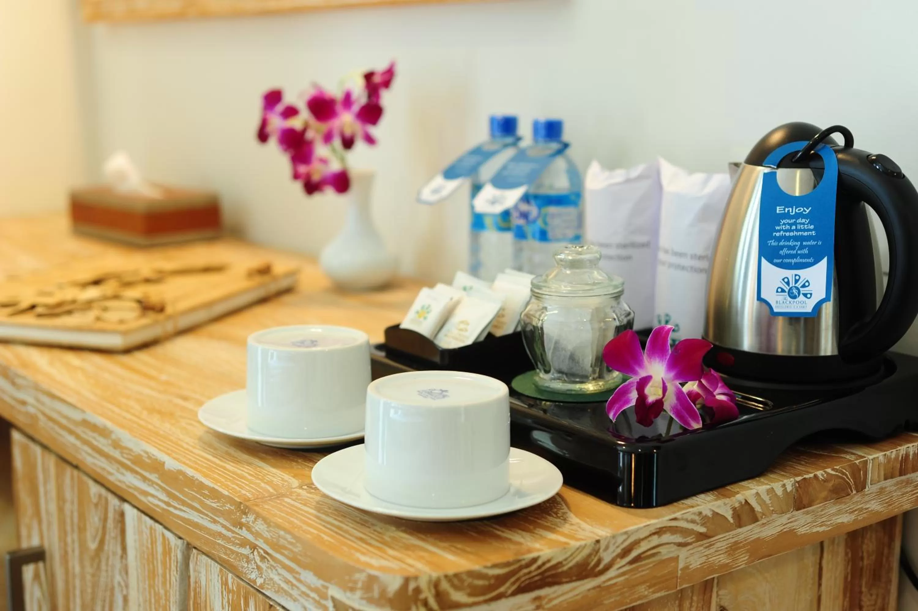 Coffee/tea facilities in Skyloft Kandy by Aaradhya