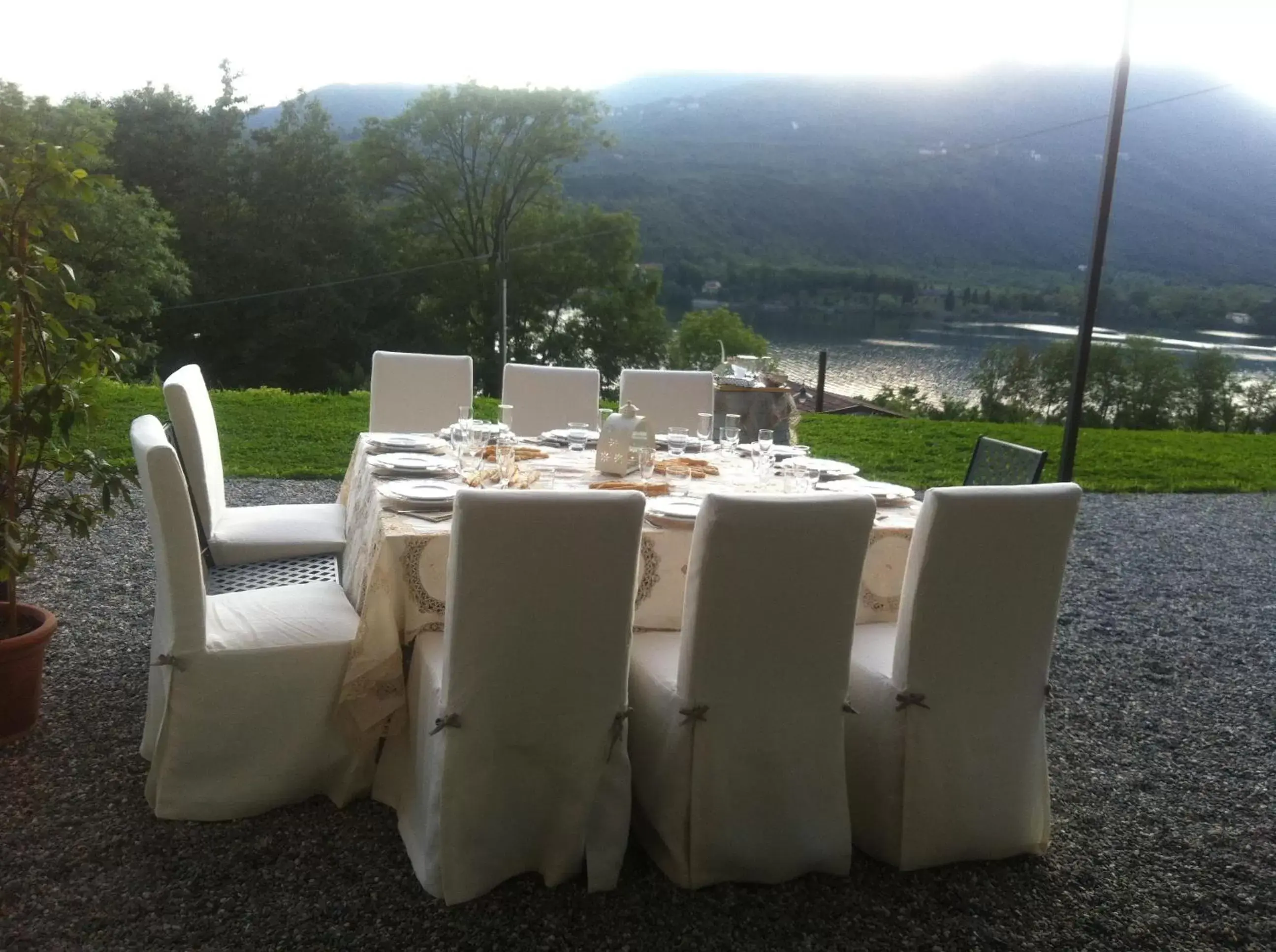 Restaurant/places to eat, Banquet Facilities in Le Maddalene B&B