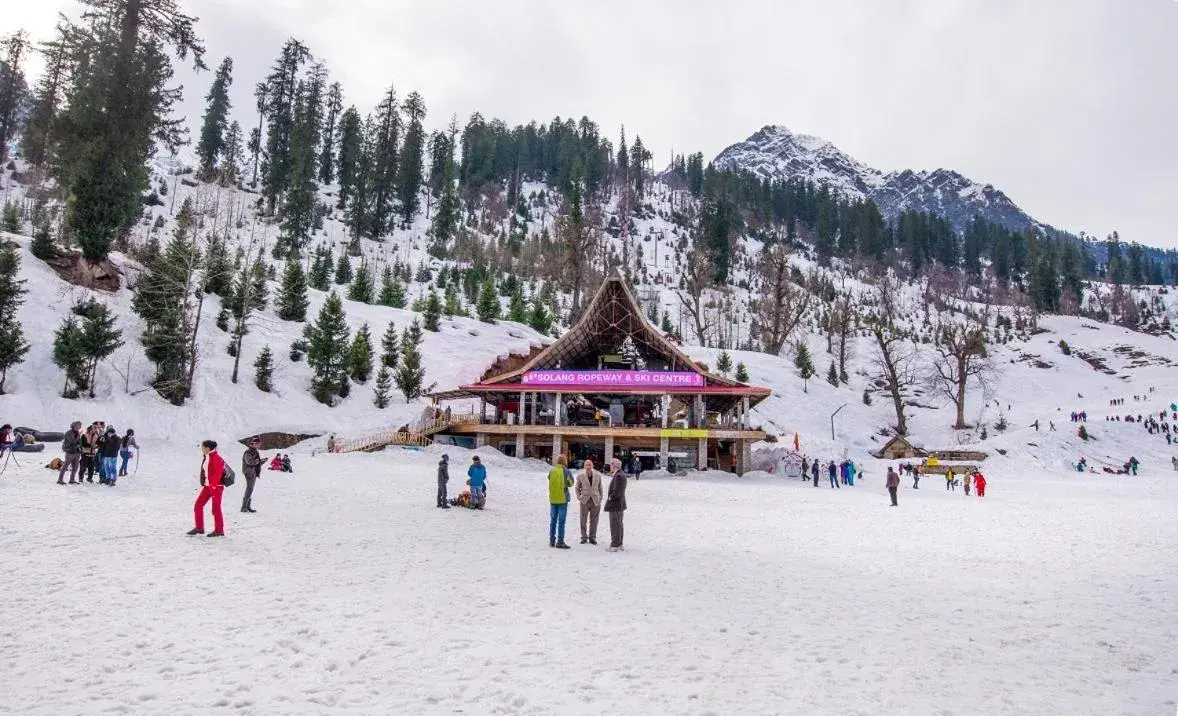 Sports, Winter in Solang Valley Resort