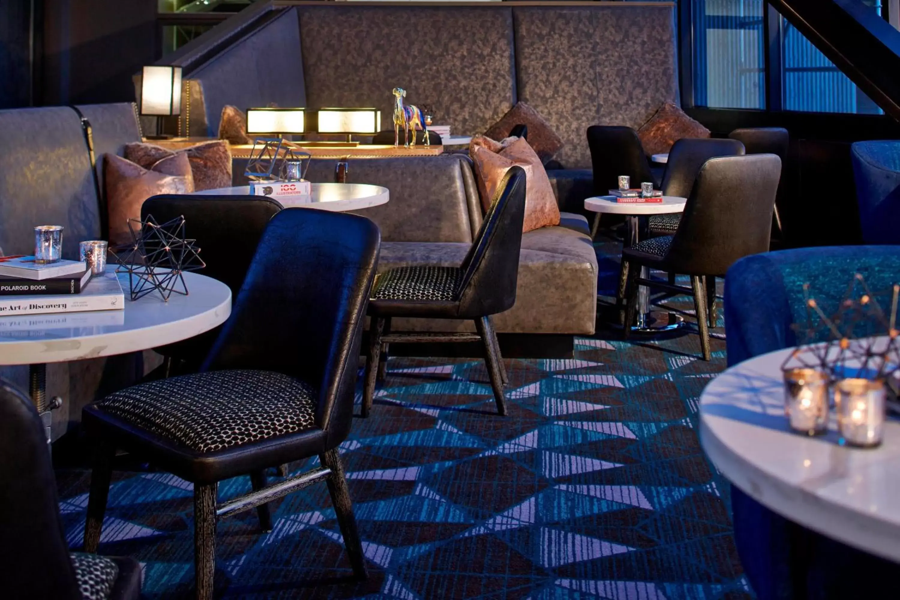 Restaurant/Places to Eat in Renaissance Nashville Hotel