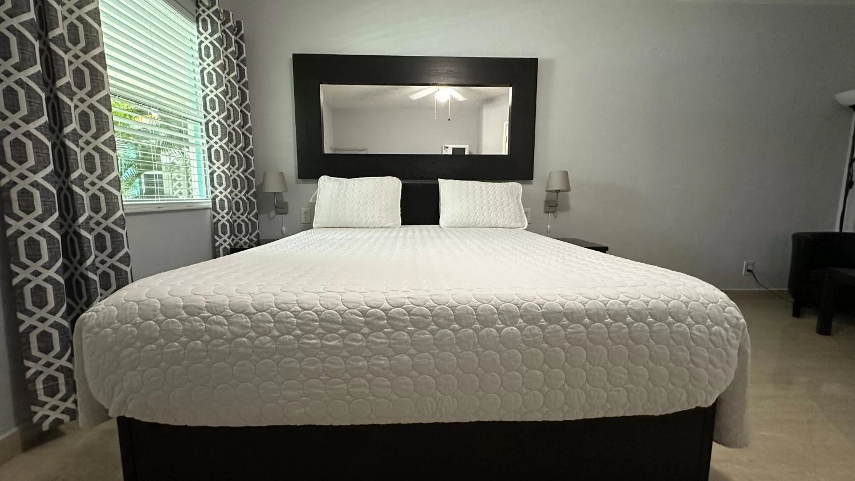 Studio in White Horse Motel